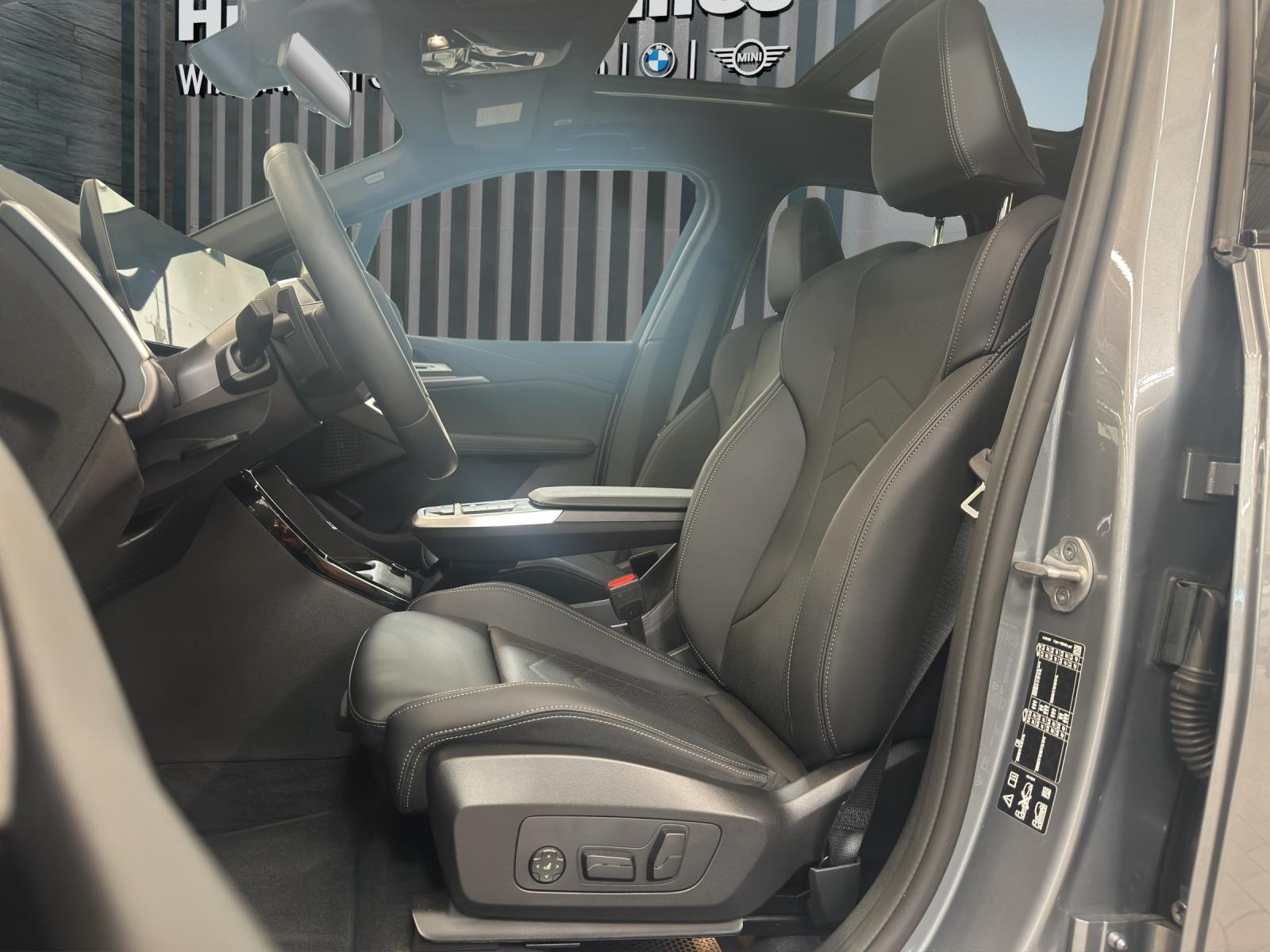 BMW 223d xDrive Active Tourer M Sportpaket-image-16