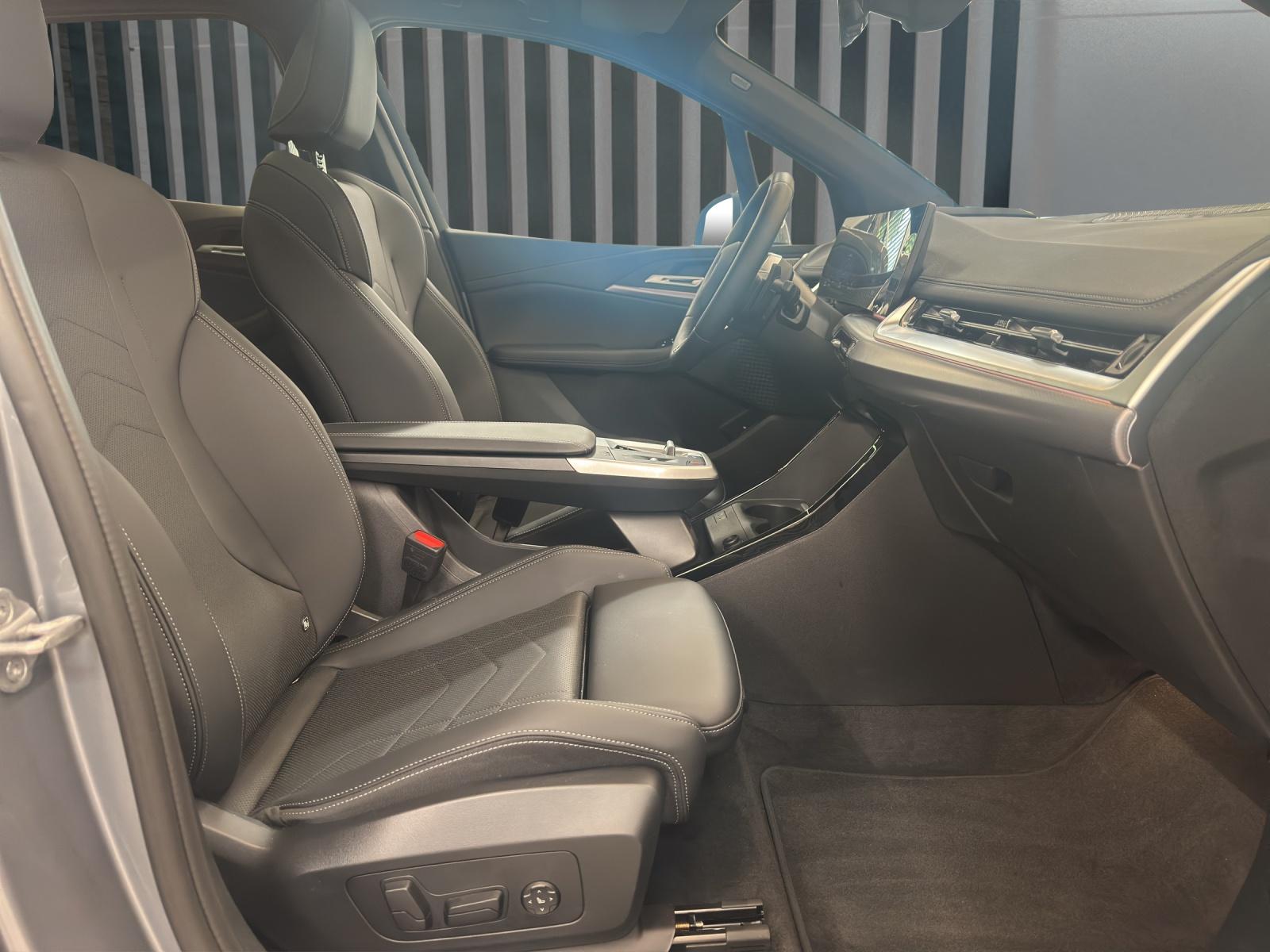 BMW 223d xDrive Active Tourer M Sportpaket-image-17