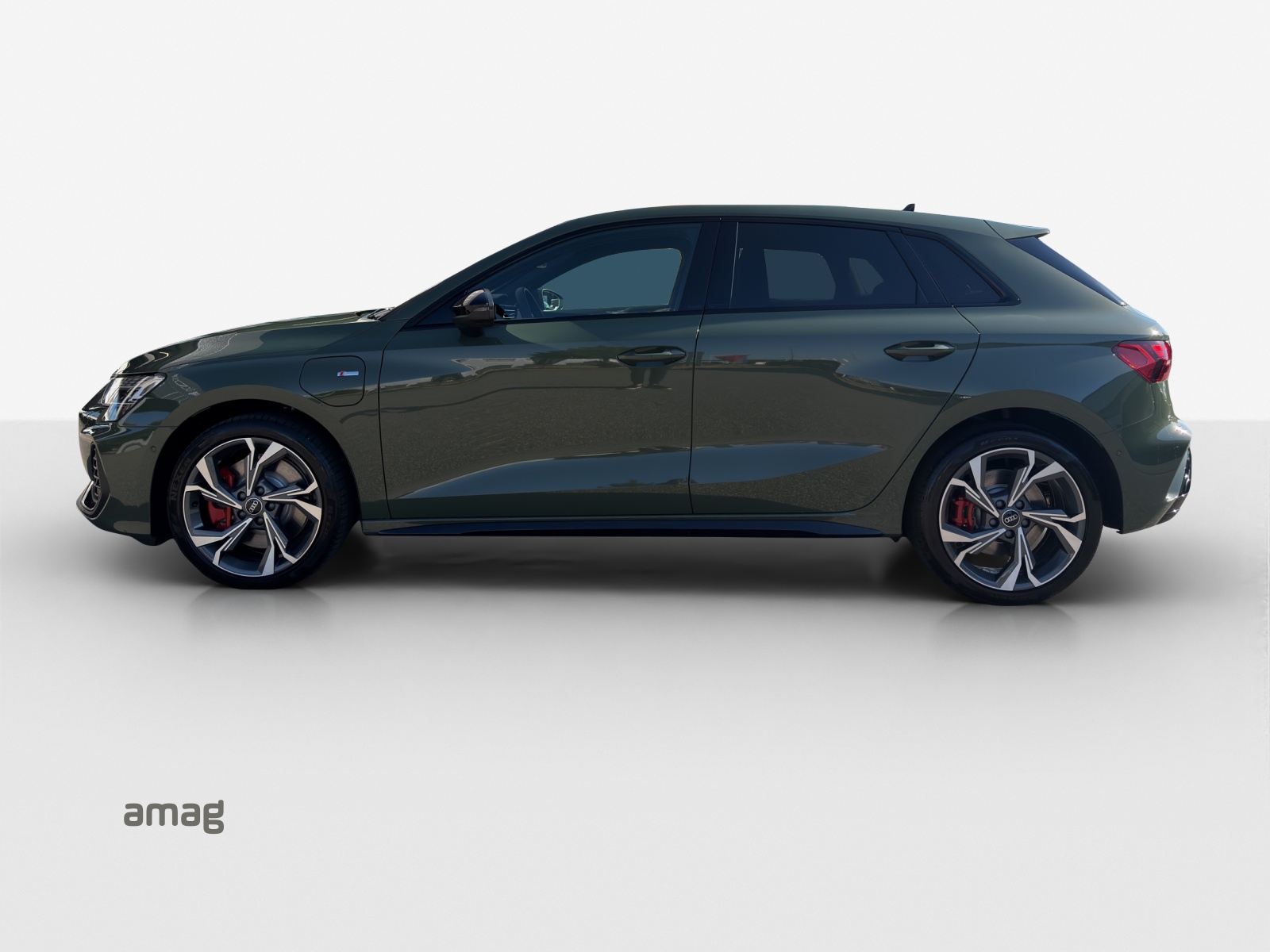 AUDI A3 Sportback TFSI e 200 kW S line Attraction S tronic-image-1
