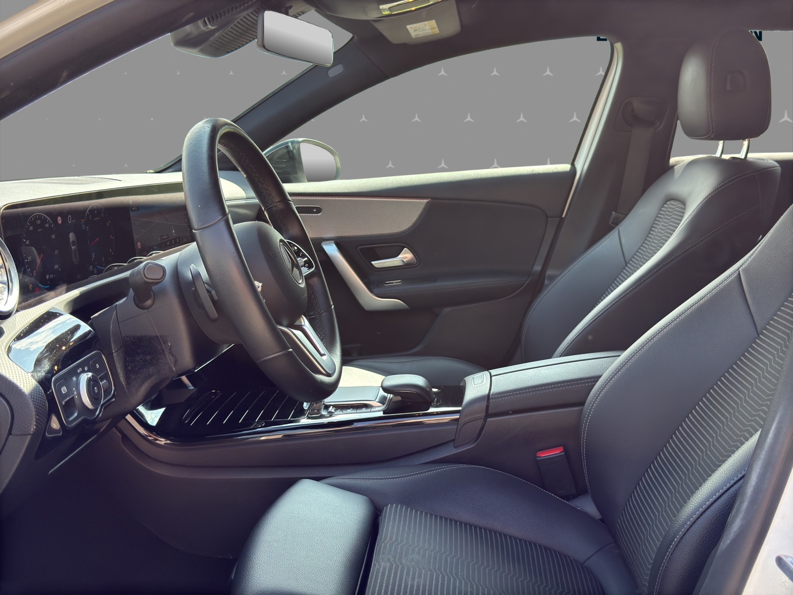 MERCEDES-BENZ A 180 Night Star 7G-DCT-image-7