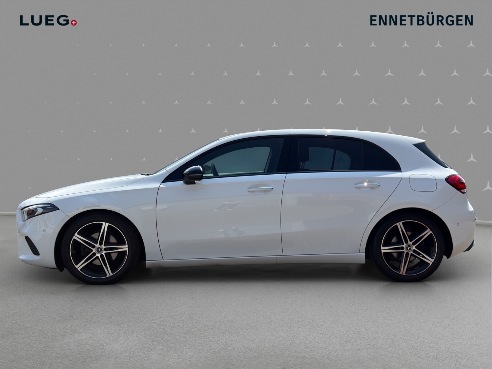 MERCEDES-BENZ A 180 Night Star 7G-DCT-image-1