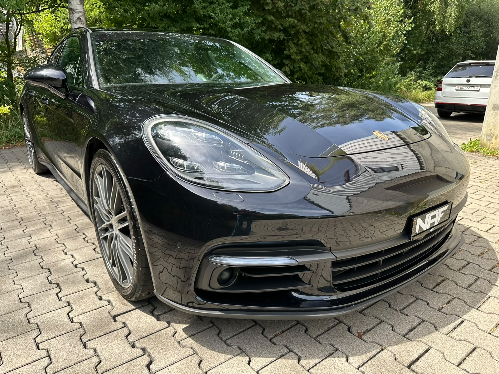 PORSCHE Panamera 4S PDK-image-6