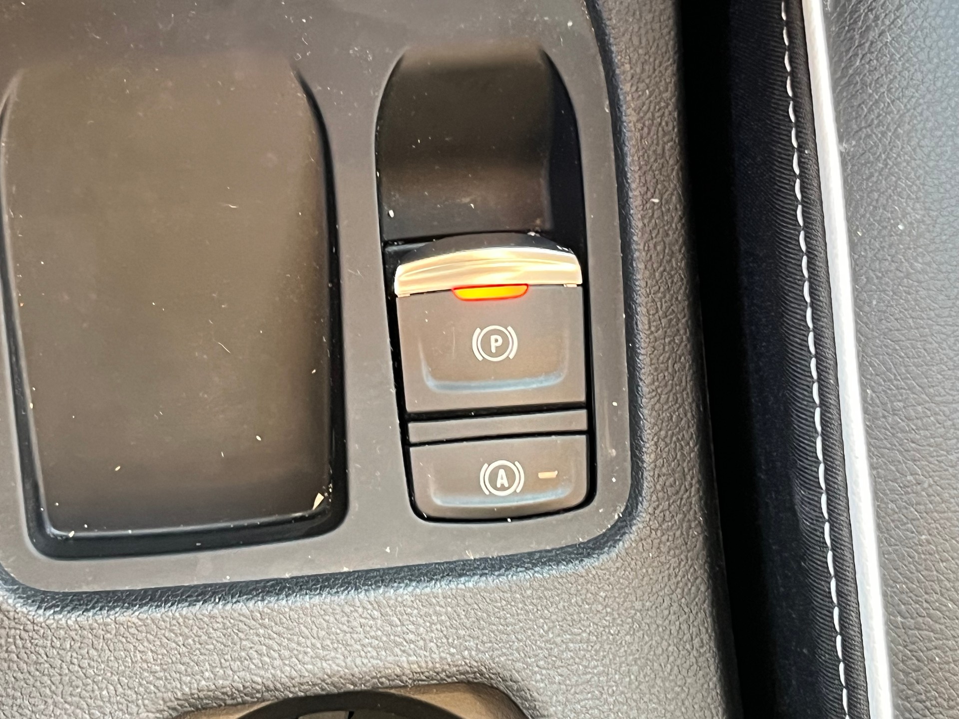 RENAULT Clio 1.3 Intens EDC+++FRISCH AB MFK+++-image-10