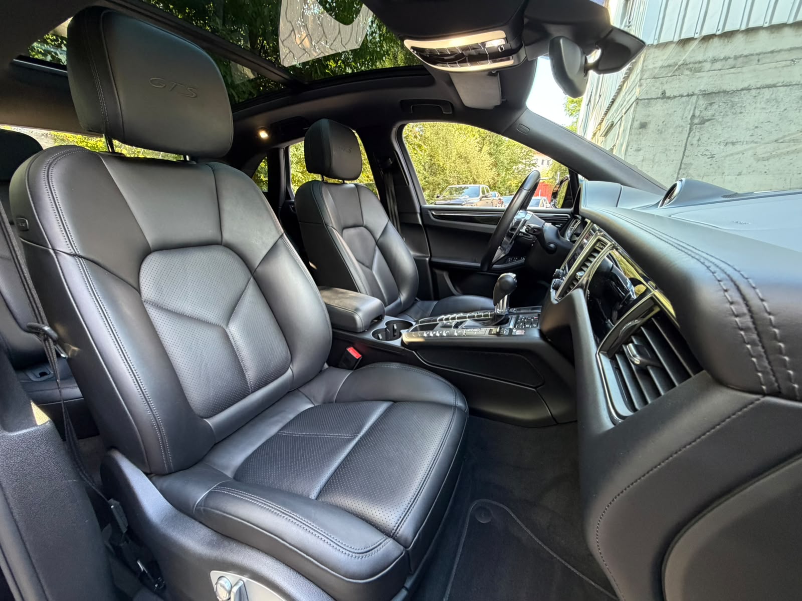 PORSCHE Macan GTS PDK-image-18