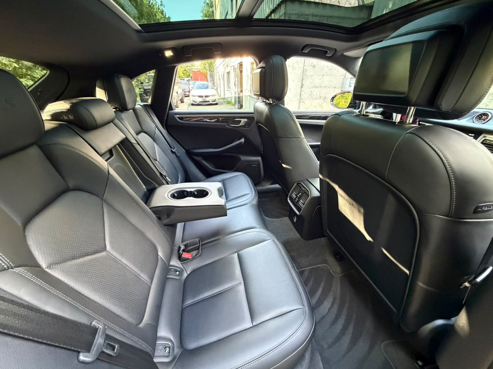 PORSCHE Macan GTS PDK-image-16