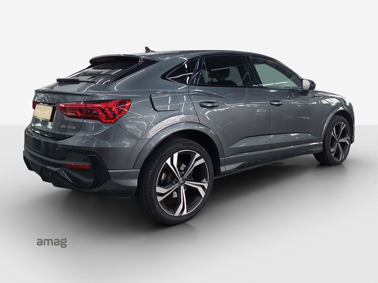 AUDI Q3 Sportback 35 TFSI S line Attraction S-tronic-image-4
