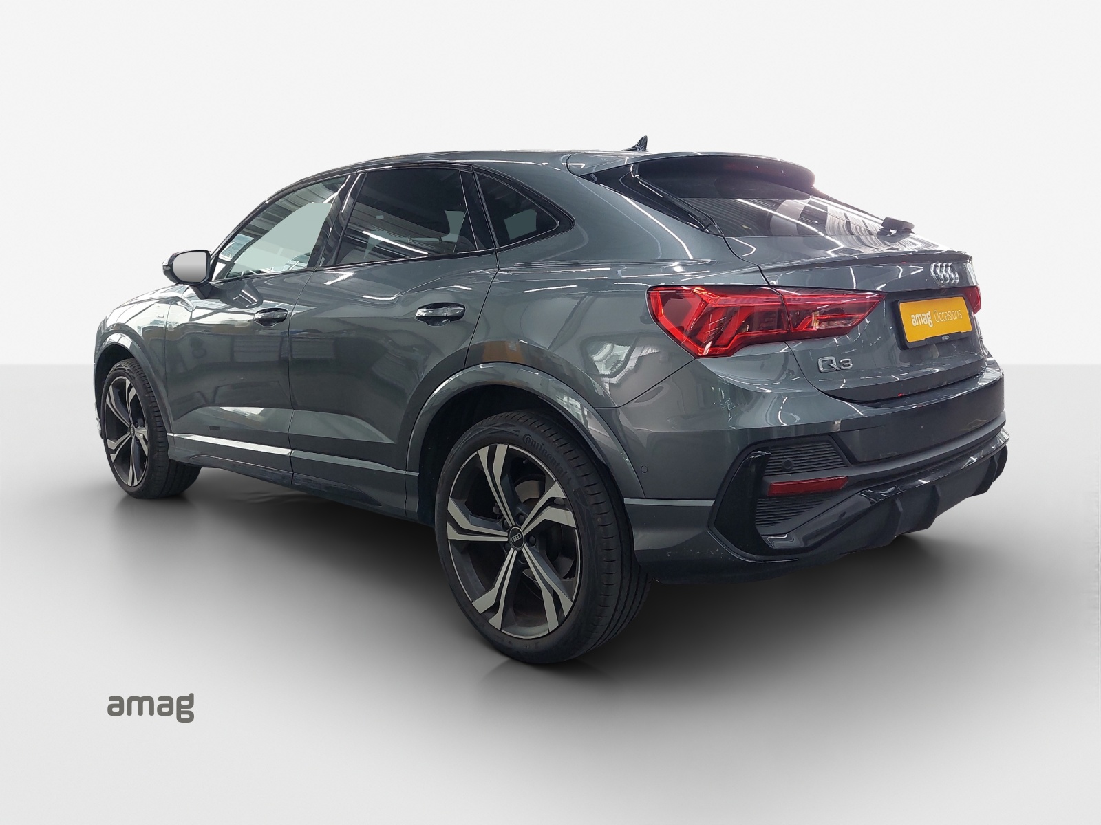 AUDI Q3 Sportback 35 TFSI S line Attraction S-tronic-image-2