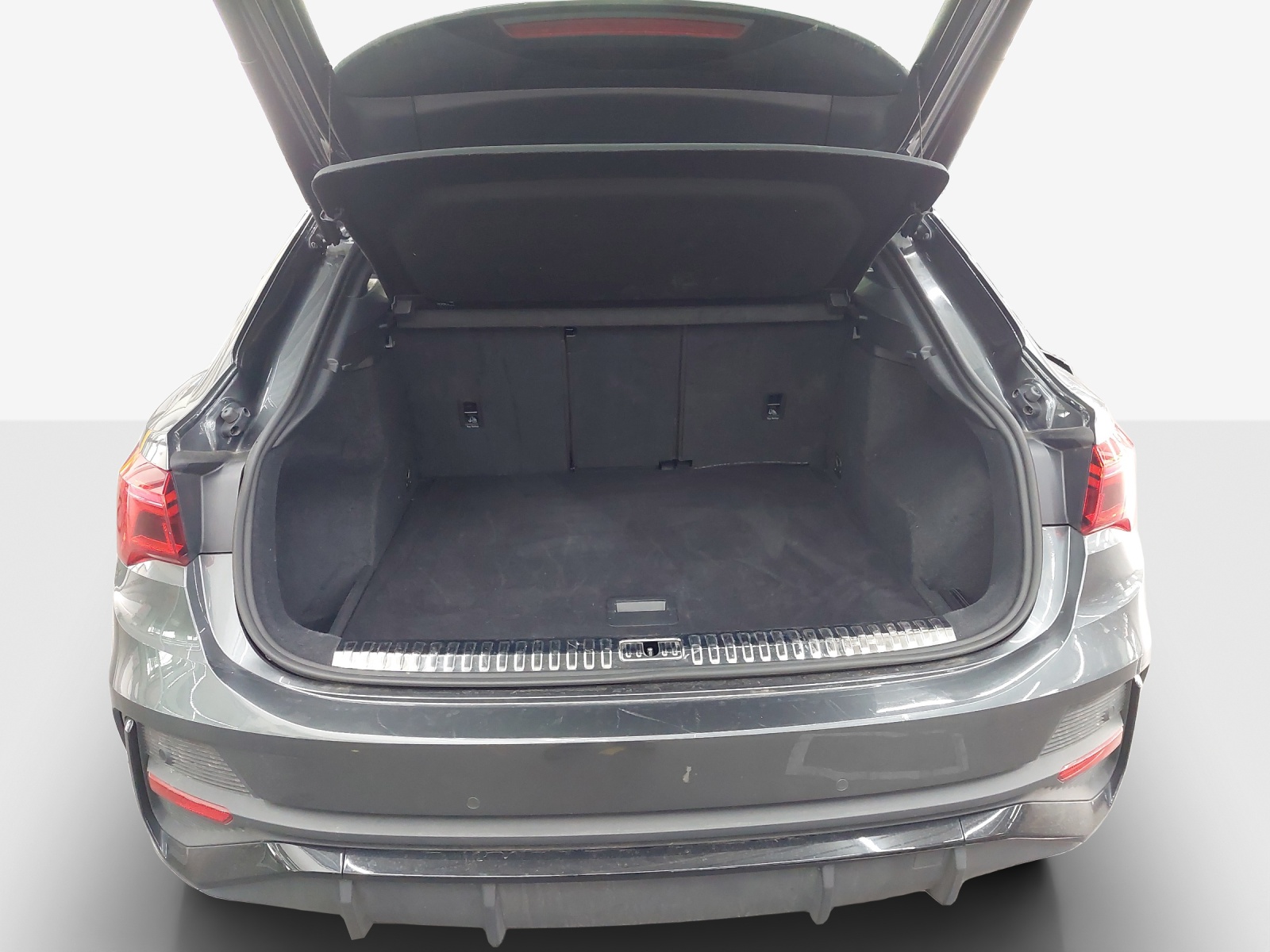AUDI Q3 Sportback 35 TFSI S line Attraction S-tronic-image-12
