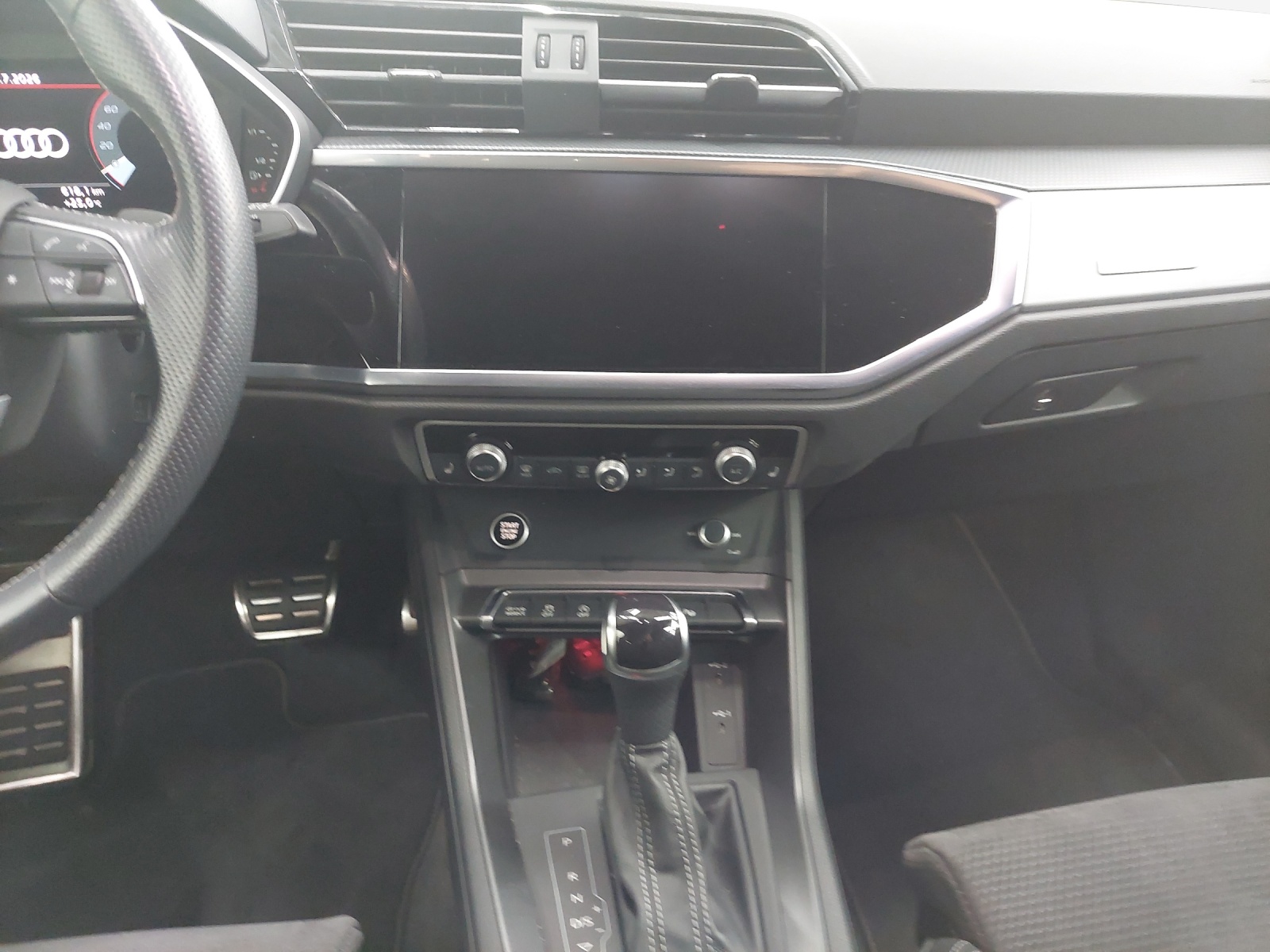 AUDI Q3 Sportback 35 TFSI S line Attraction S-tronic-image-10