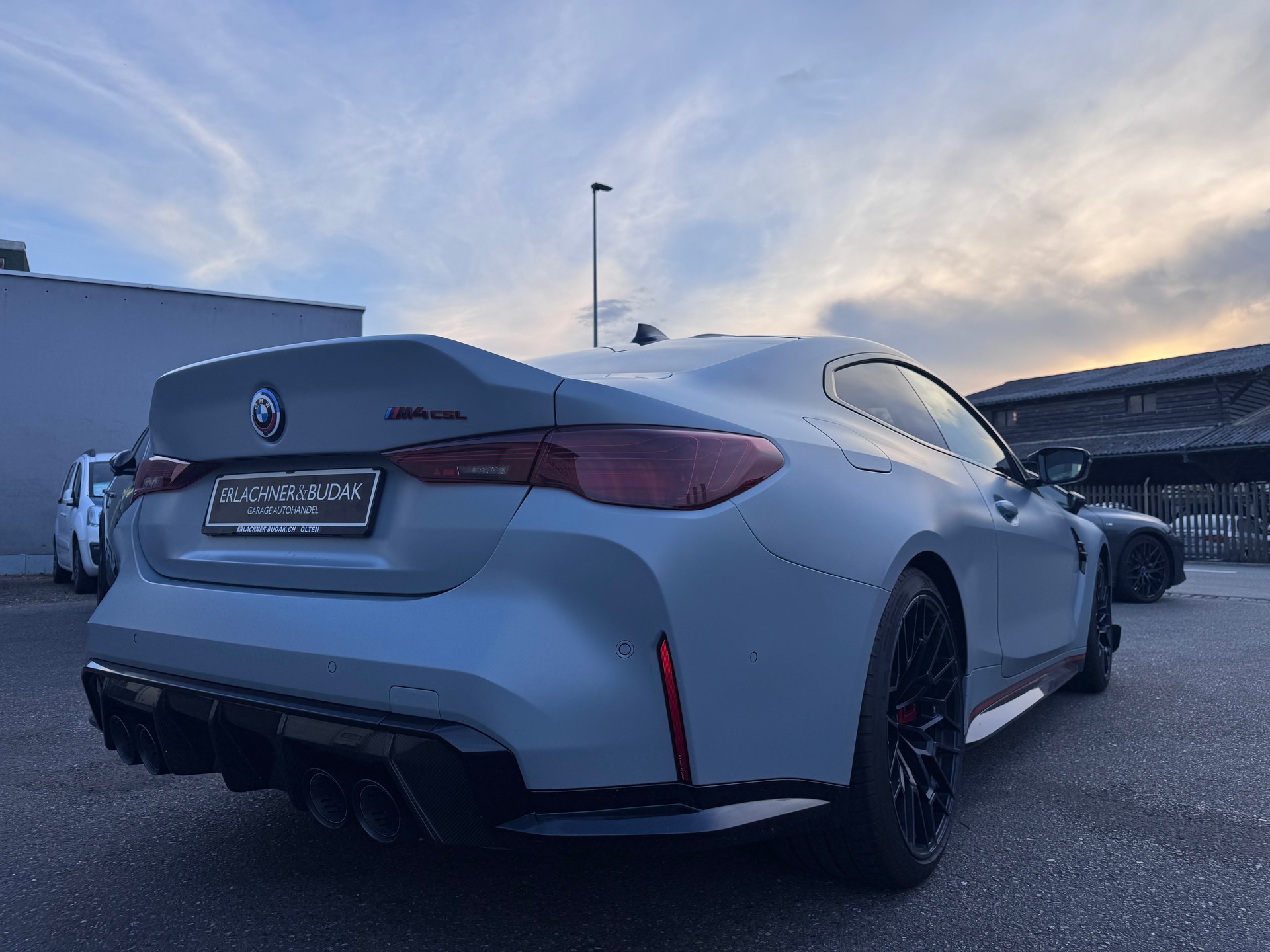 BMW M4 CSL Coupé-image-5