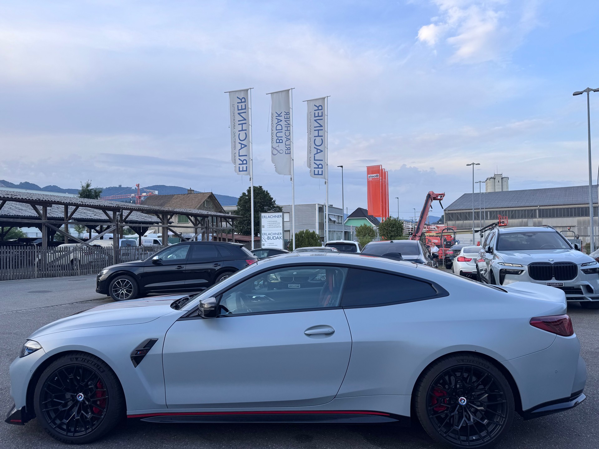 BMW M4 CSL Coupé-image-3