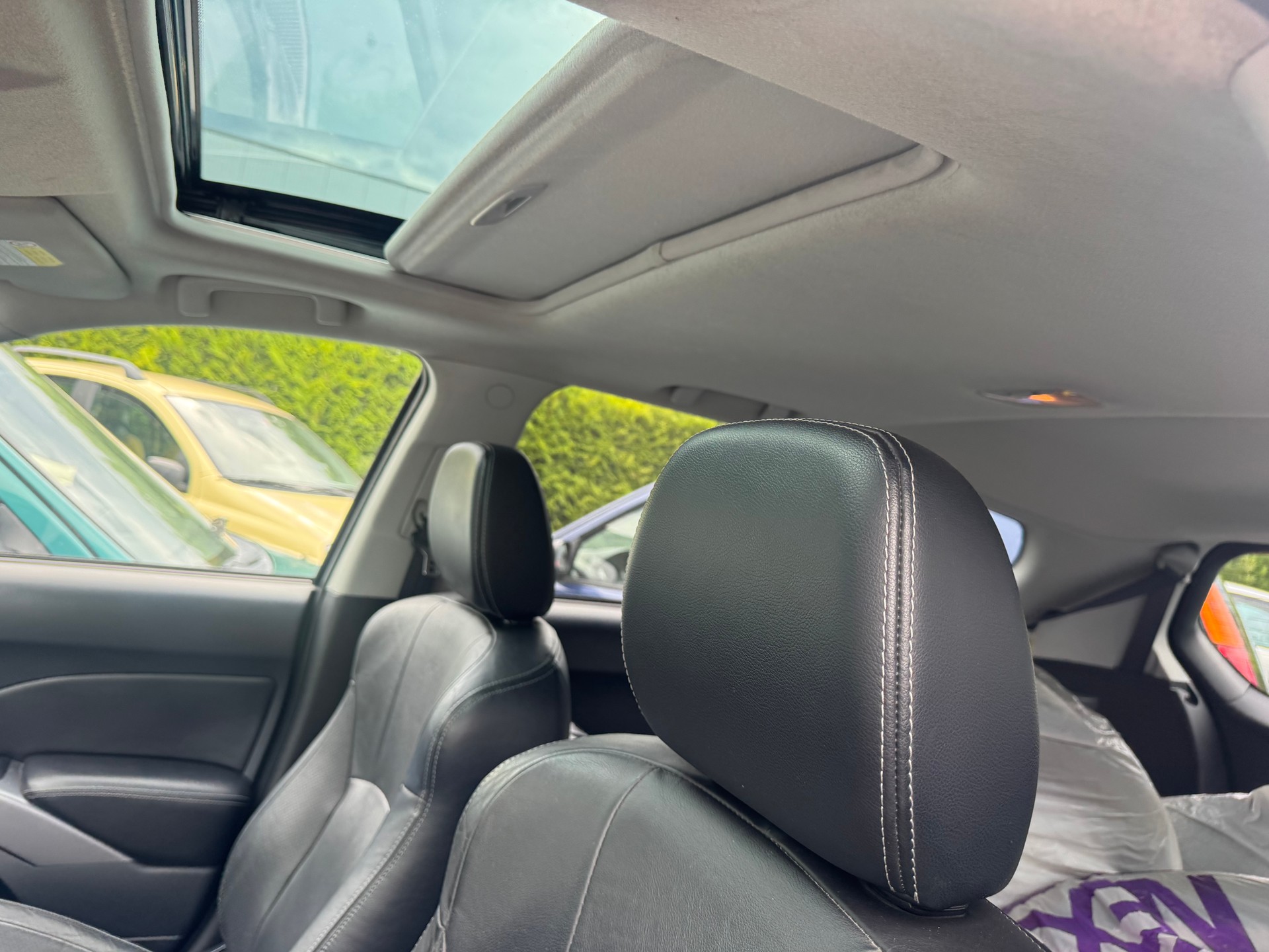 MITSUBISHI Outlander 2.0 DID Invite 4WD-image-4
