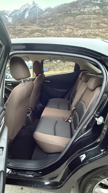 MAZDA 2 SKYACTIV-G 90 Mild Hybrid Revolution-image-7