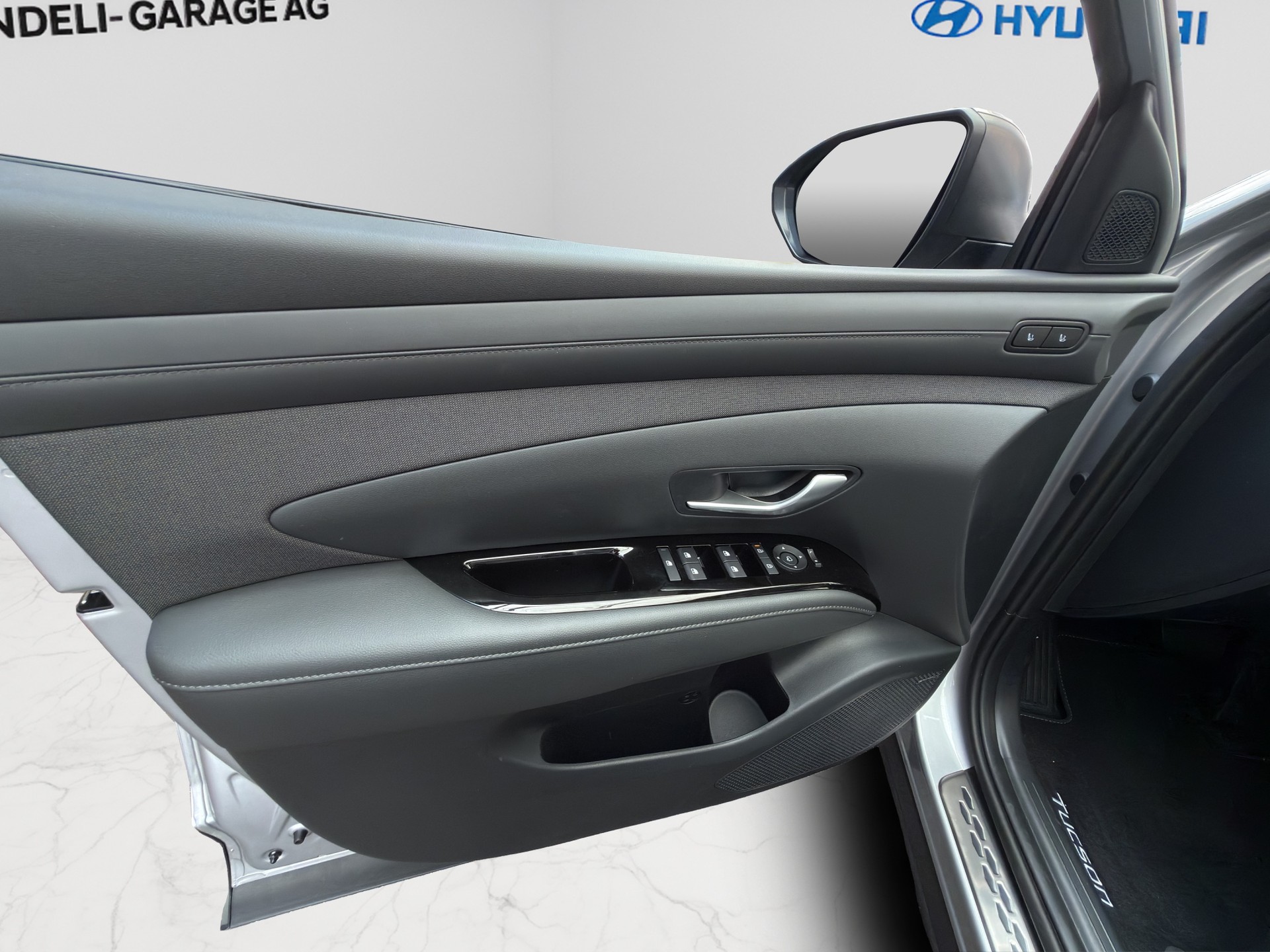 HYUNDAI Tucson 1.6 TGDI HEV Vertex Swiss Edition 4WD-image-16