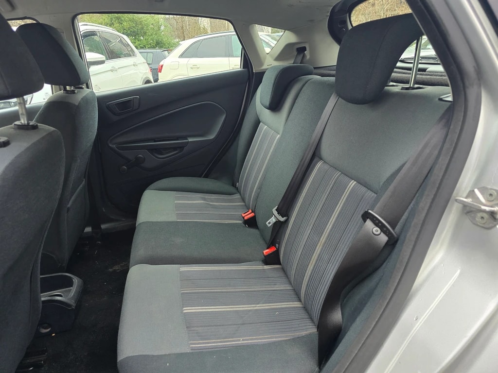 FORD Fiesta 1.25 16V Ambiente-image-9