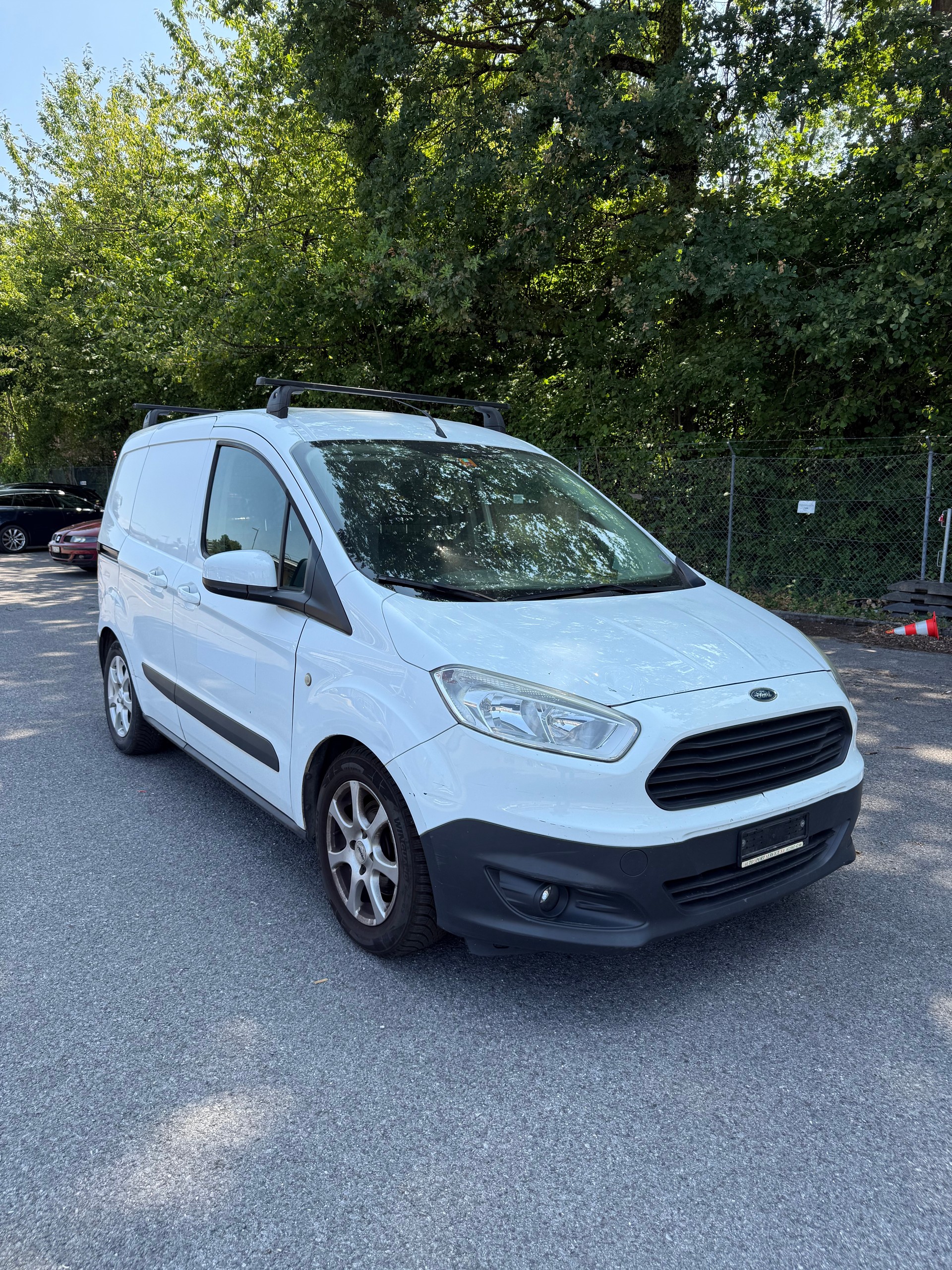 FORD Transit Connect Van T200 1.0 EcoBoost Ambiente-image-5