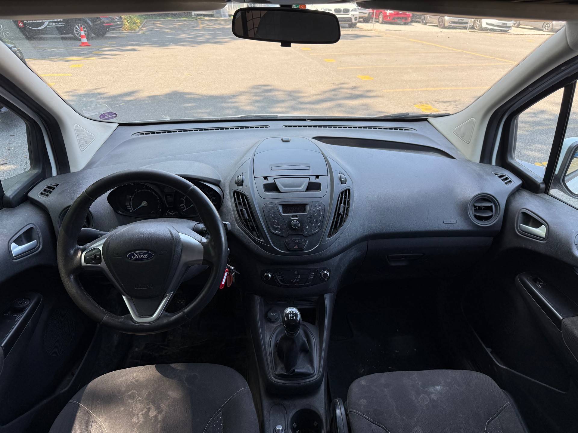FORD Transit Connect Van T200 1.0 EcoBoost Ambiente-image-7