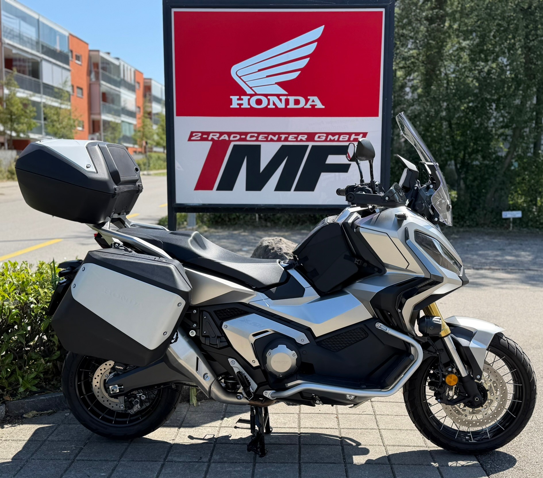 HONDA X-ADV 750 (35kW)-image-5