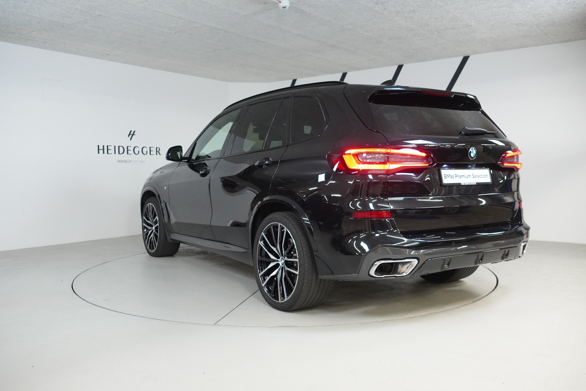 BMW X5 xDrive 48V 30d M Sport Steptronic-image-4
