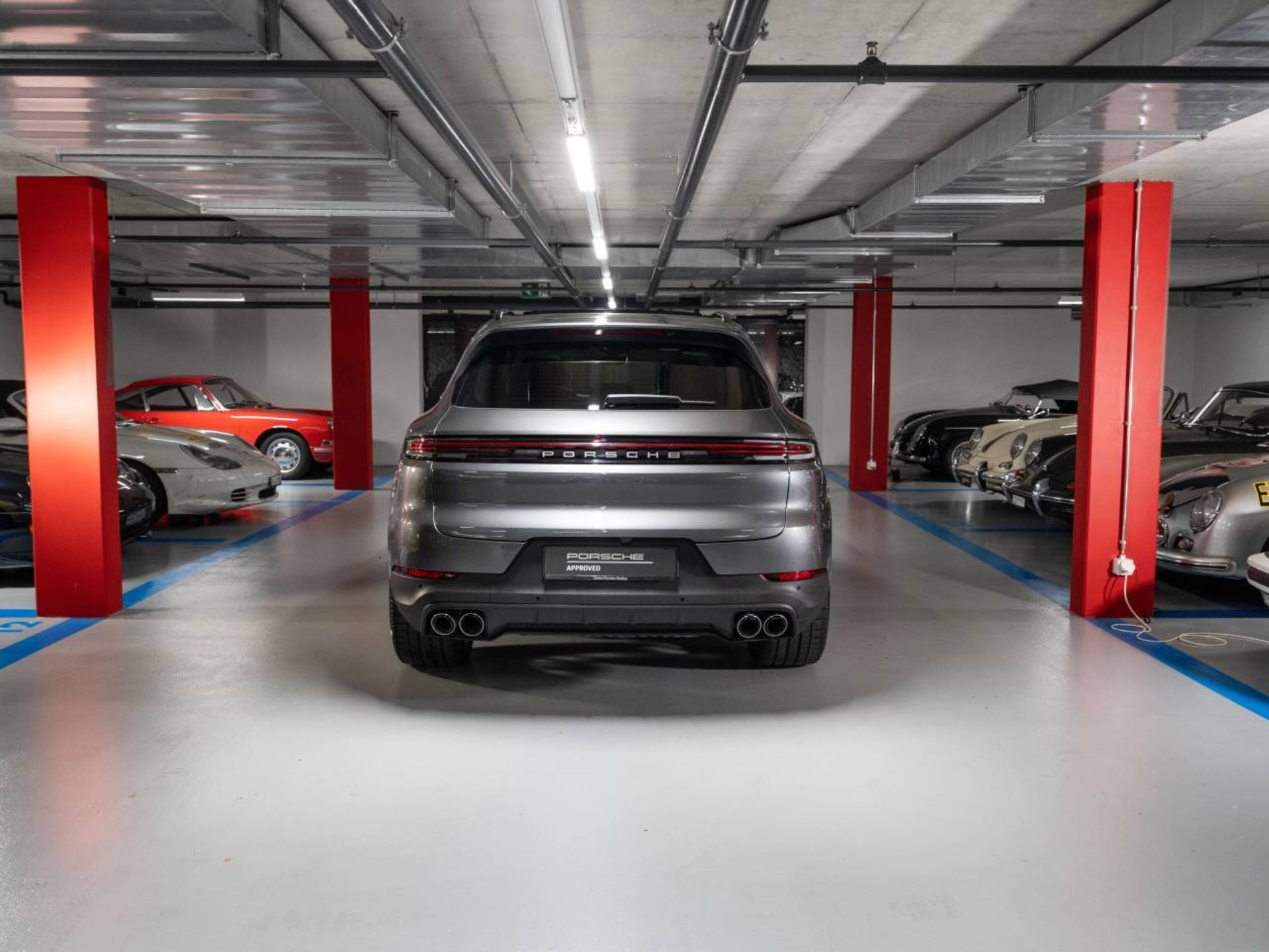 PORSCHE Cayenne (MY24)-image-6