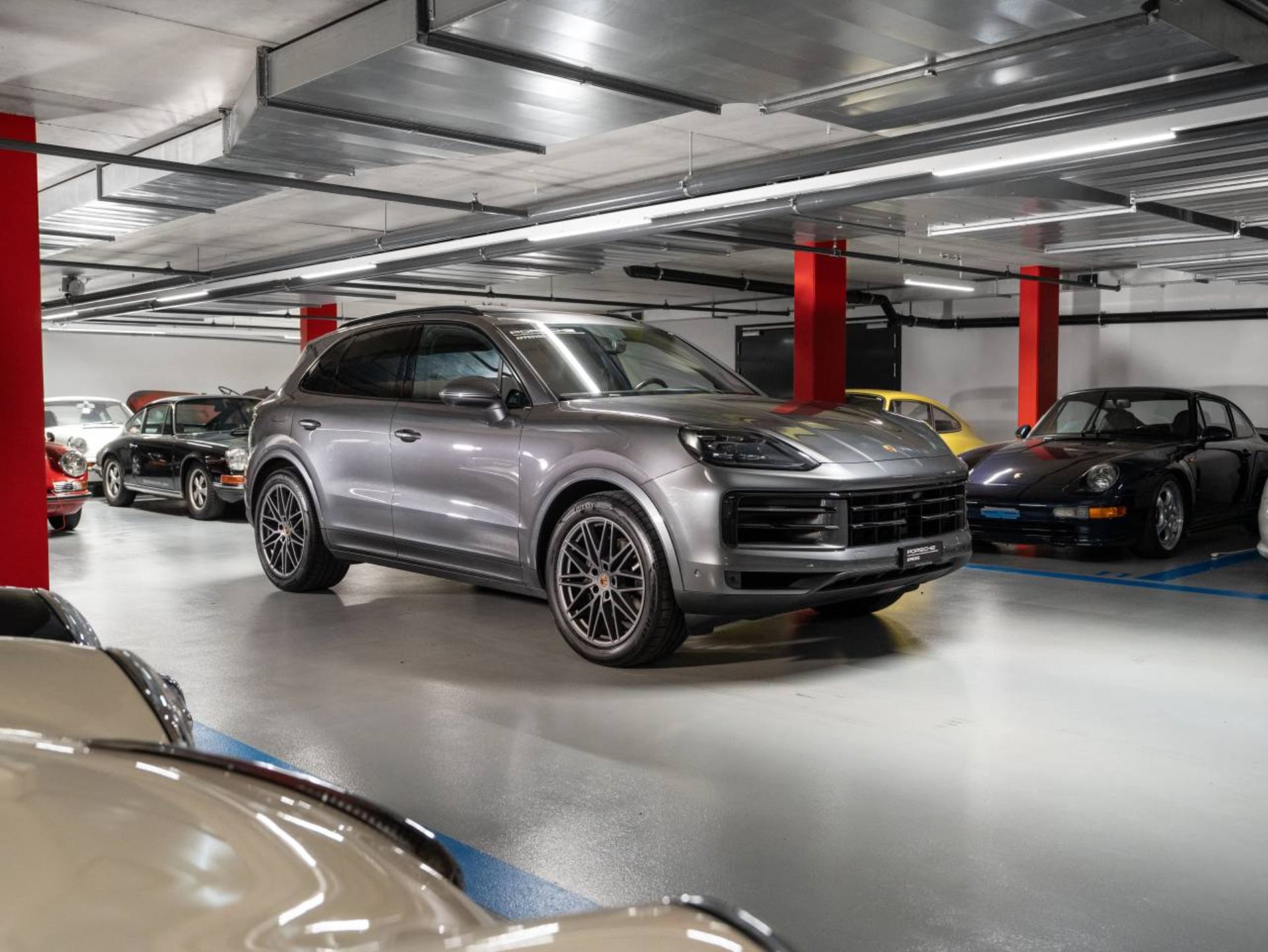 PORSCHE Cayenne (MY24)-image-5