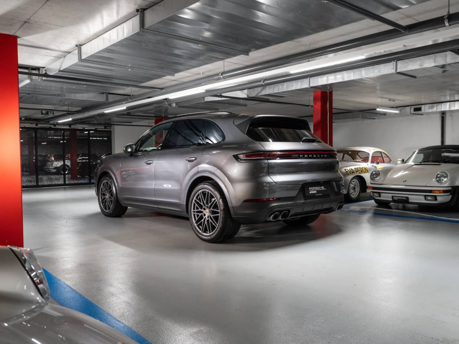 PORSCHE Cayenne (MY24)-image-2