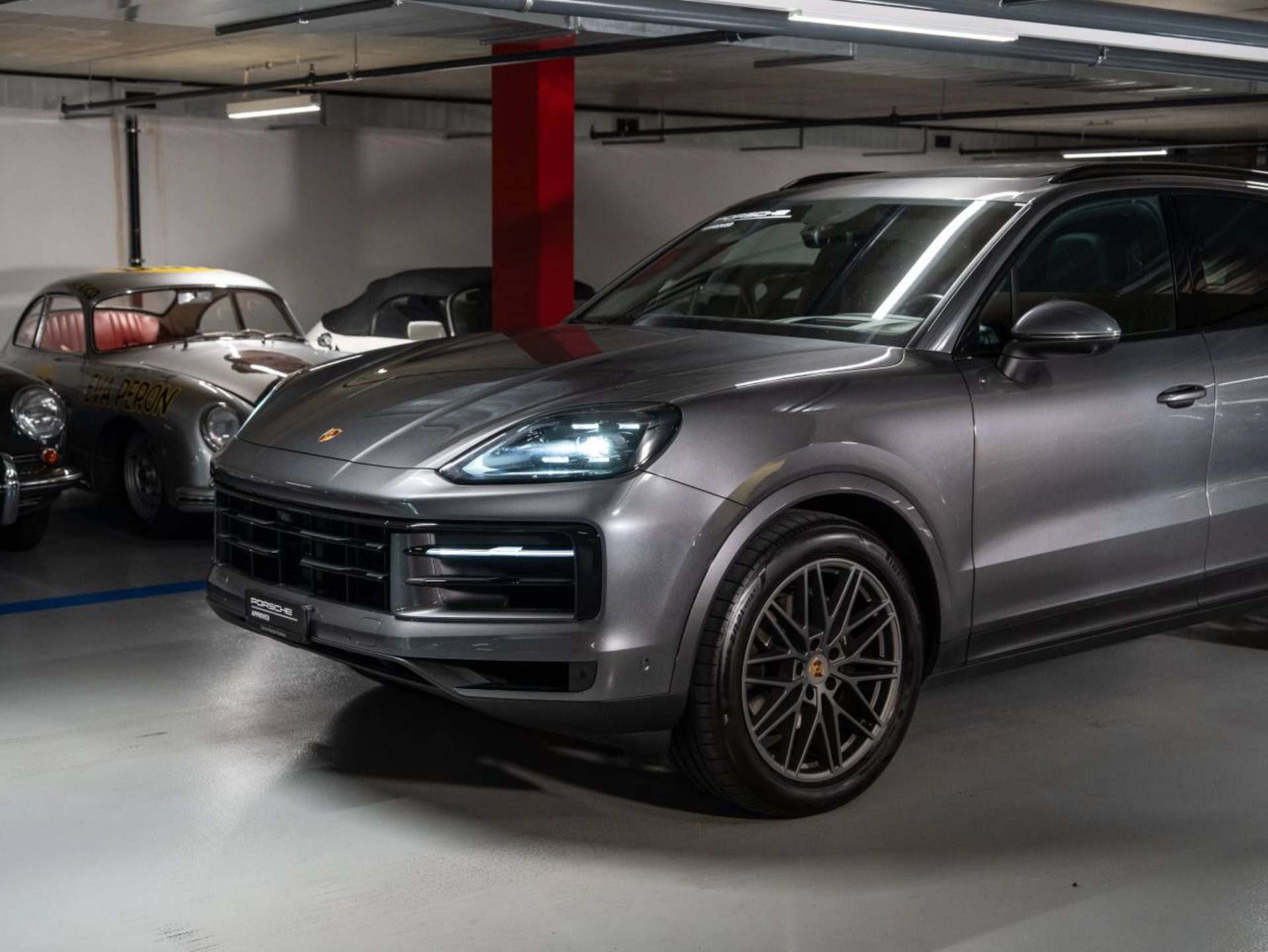 PORSCHE Cayenne (MY24)-image-18