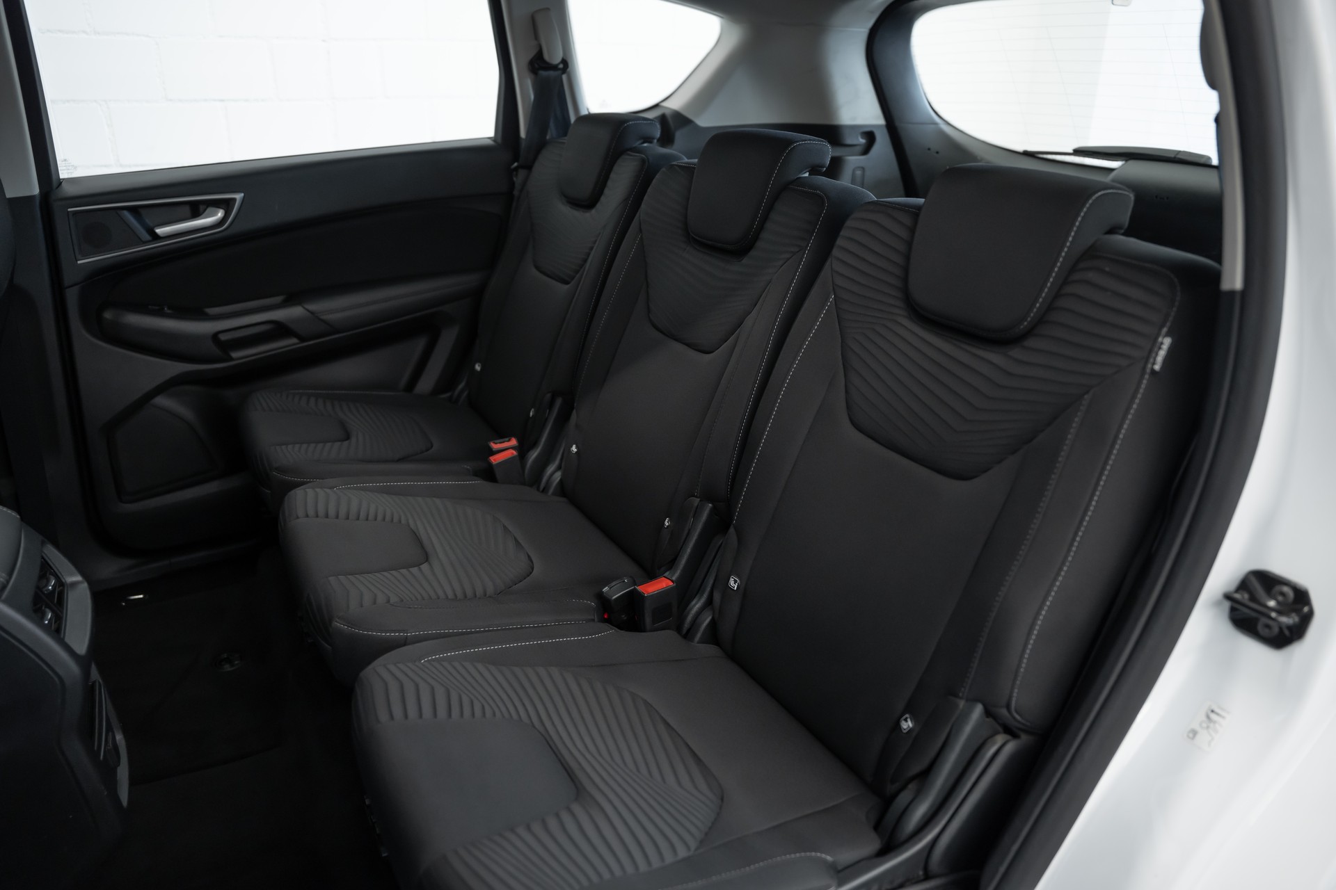 FORD S-Max 2.0 TDCi Titanium Automatic MY 2020 Facelift-image-12