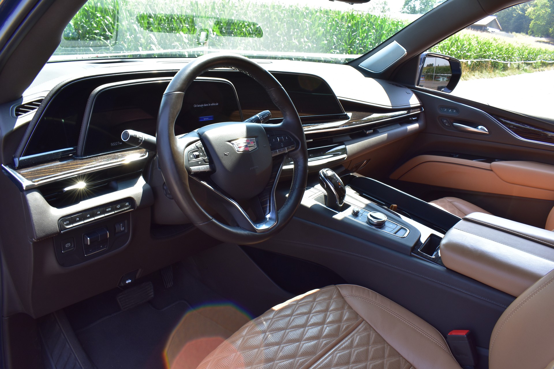 CADILLAC Escalade Premium Luxury ESV-image-11