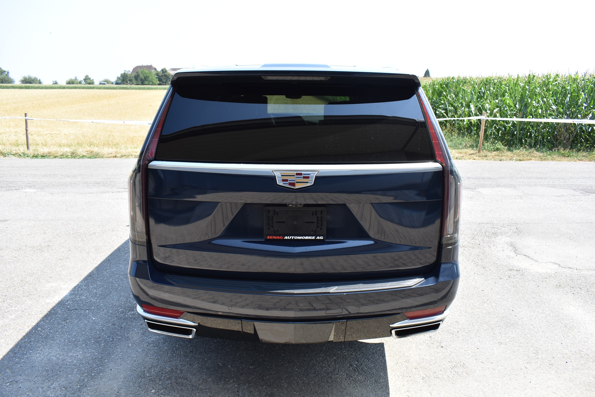 CADILLAC Escalade Premium Luxury ESV-image-6