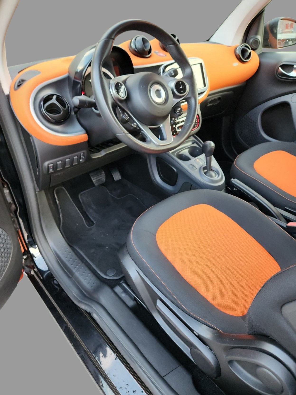 SMART fortwo prime twinmatic-image-11