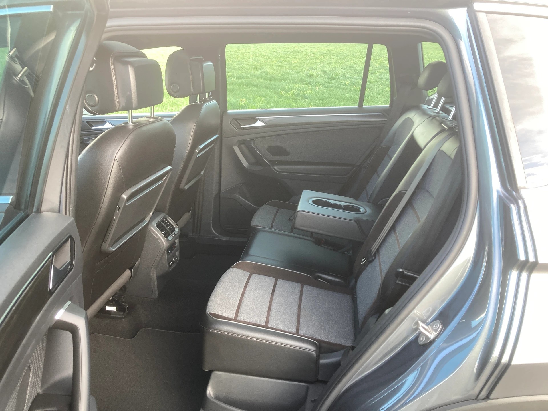 SEAT Tarraco 2.0 TSI 4Drive DSG Swiss FR mit Anhängerkupplung und Standheizung-image-8