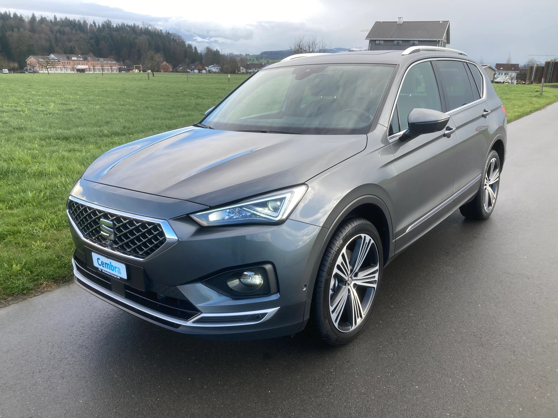 SEAT Tarraco 2.0 TSI 4Drive DSG Swiss FR mit Anhängerkupplung und Standheizung-image-0
