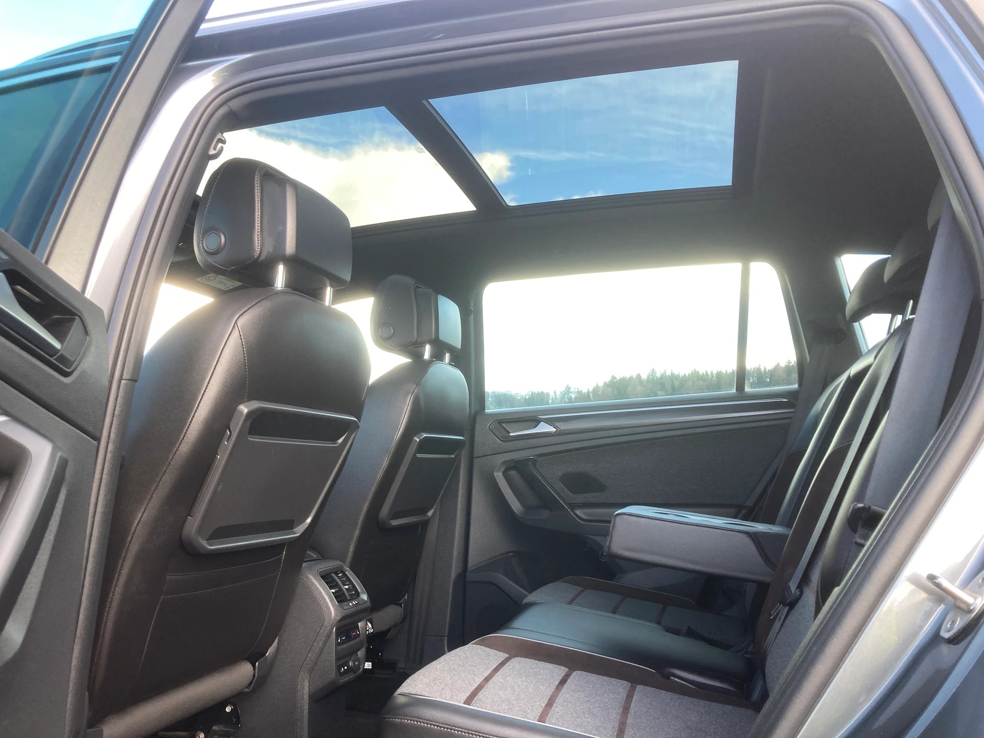 SEAT Tarraco 2.0 TSI 4Drive DSG Swiss FR mit Anhängerkupplung und Standheizung-image-9