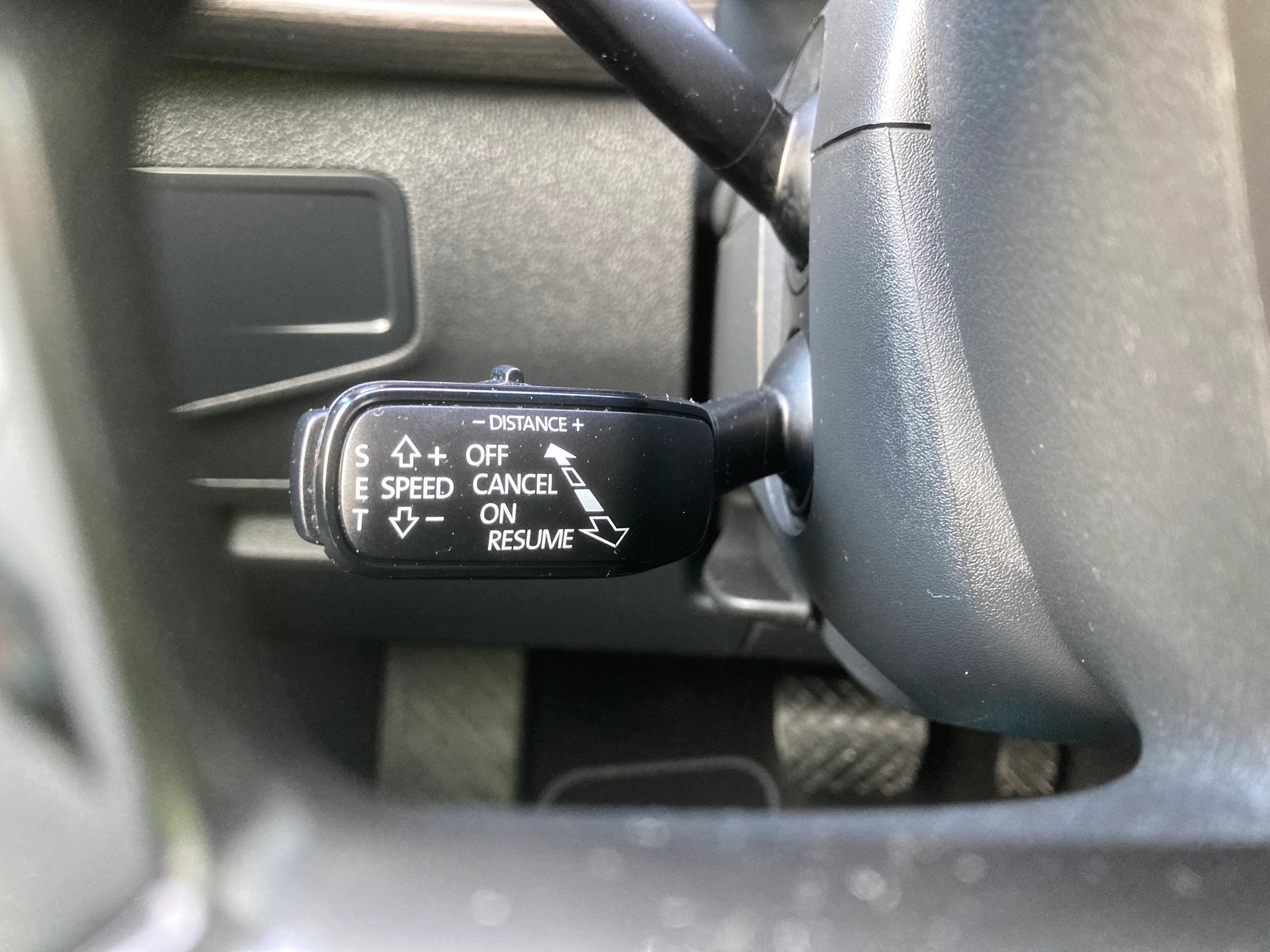 SEAT Tarraco 2.0 TSI 4Drive DSG Swiss FR mit Anhängerkupplung und Standheizung-image-14
