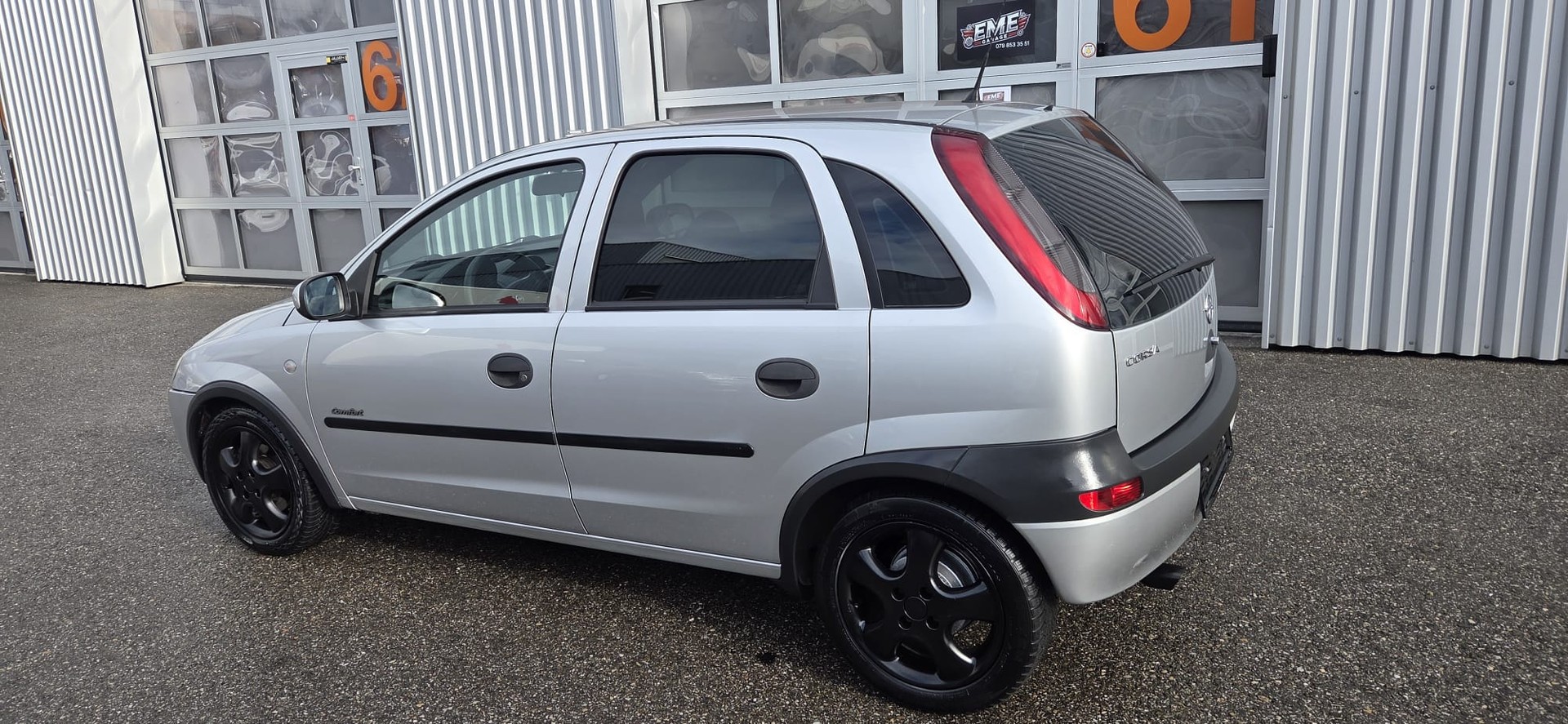 OPEL Corsa 1.4 16V Njoy-image-7