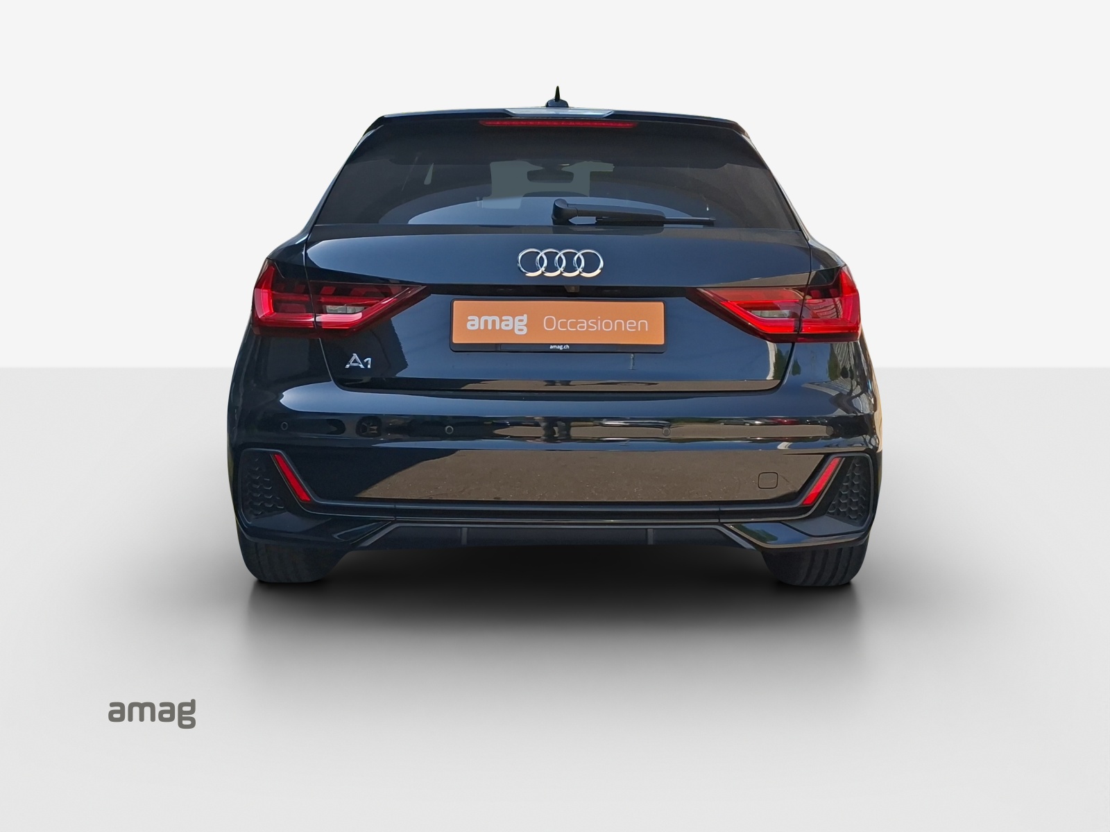 AUDI A1 Sportback 35 TFSI S Line S-tronic-image-3