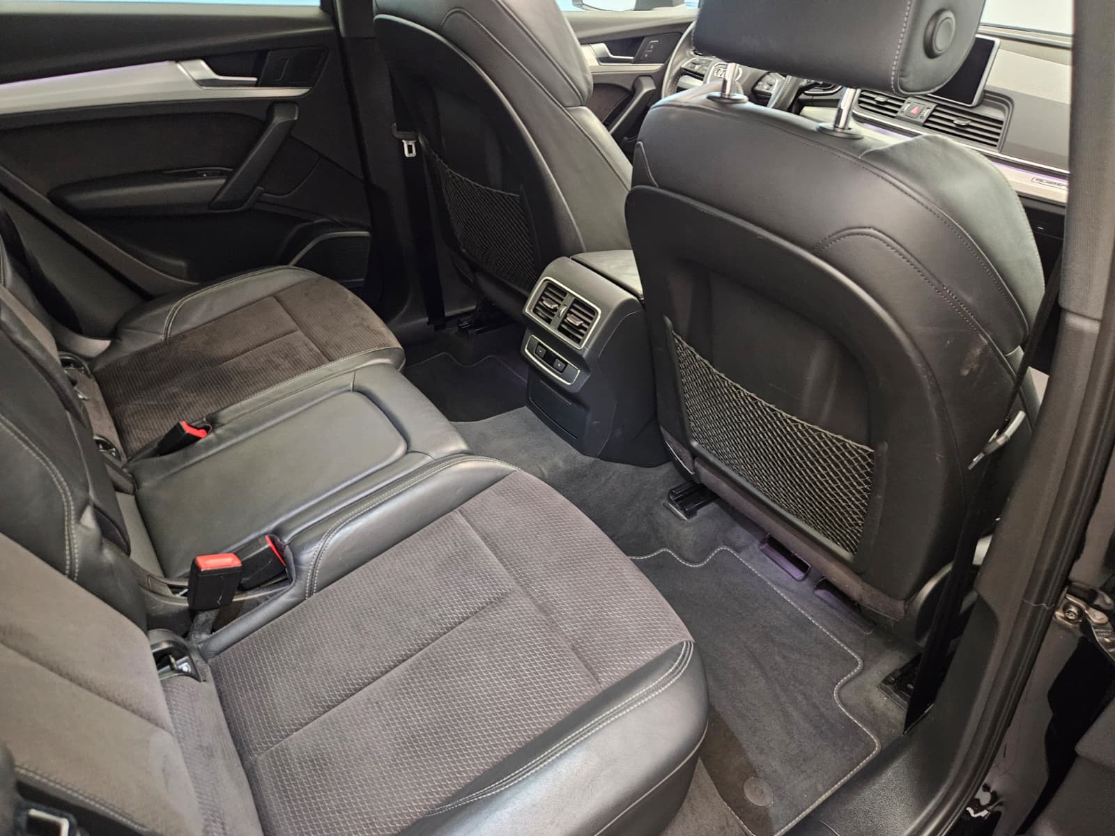 AUDI Q5 2.0 TDI sport quattro S-tronic-image-13