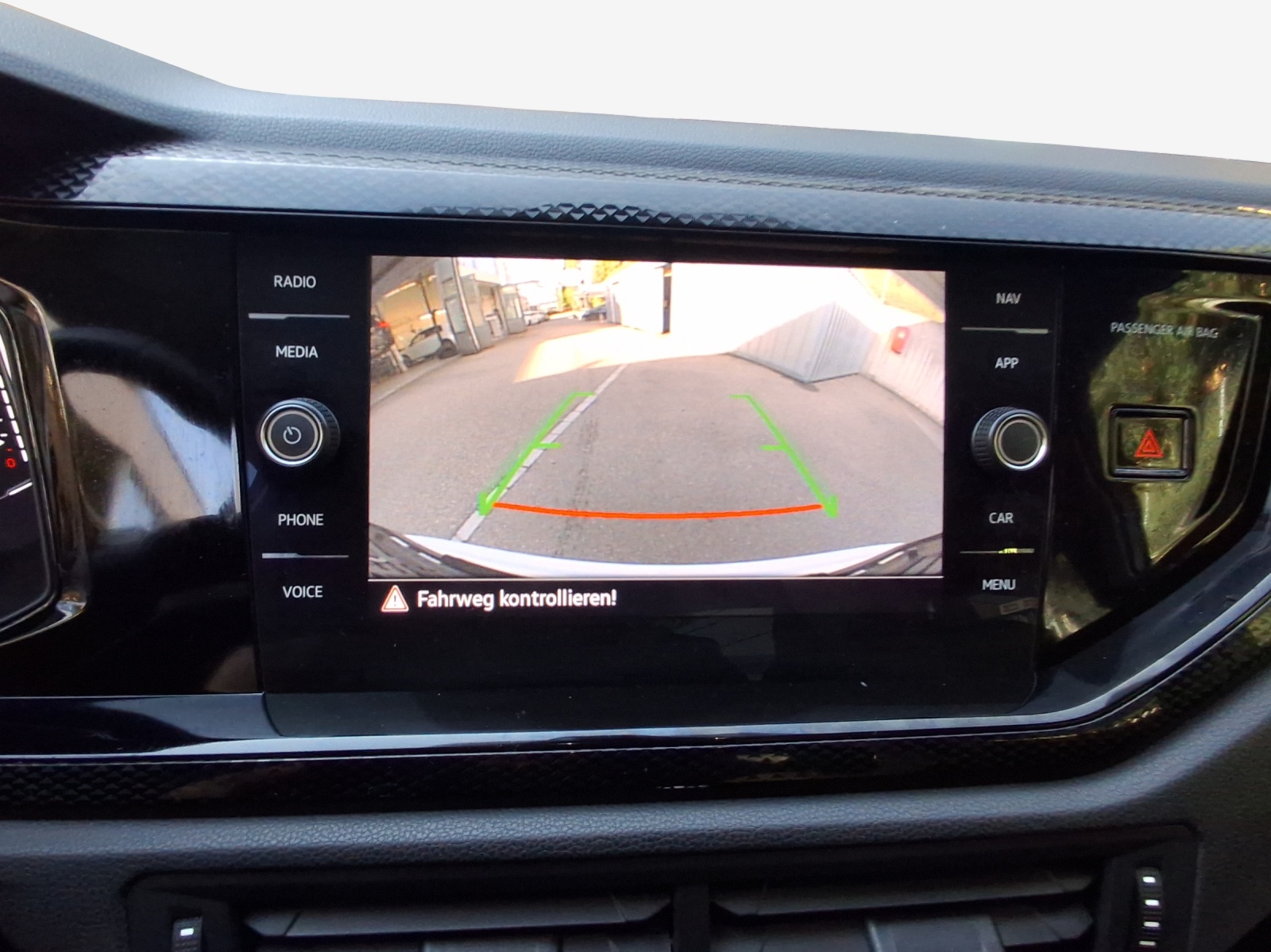 VW Taigo 1.0 TSI Life DSG-image-10