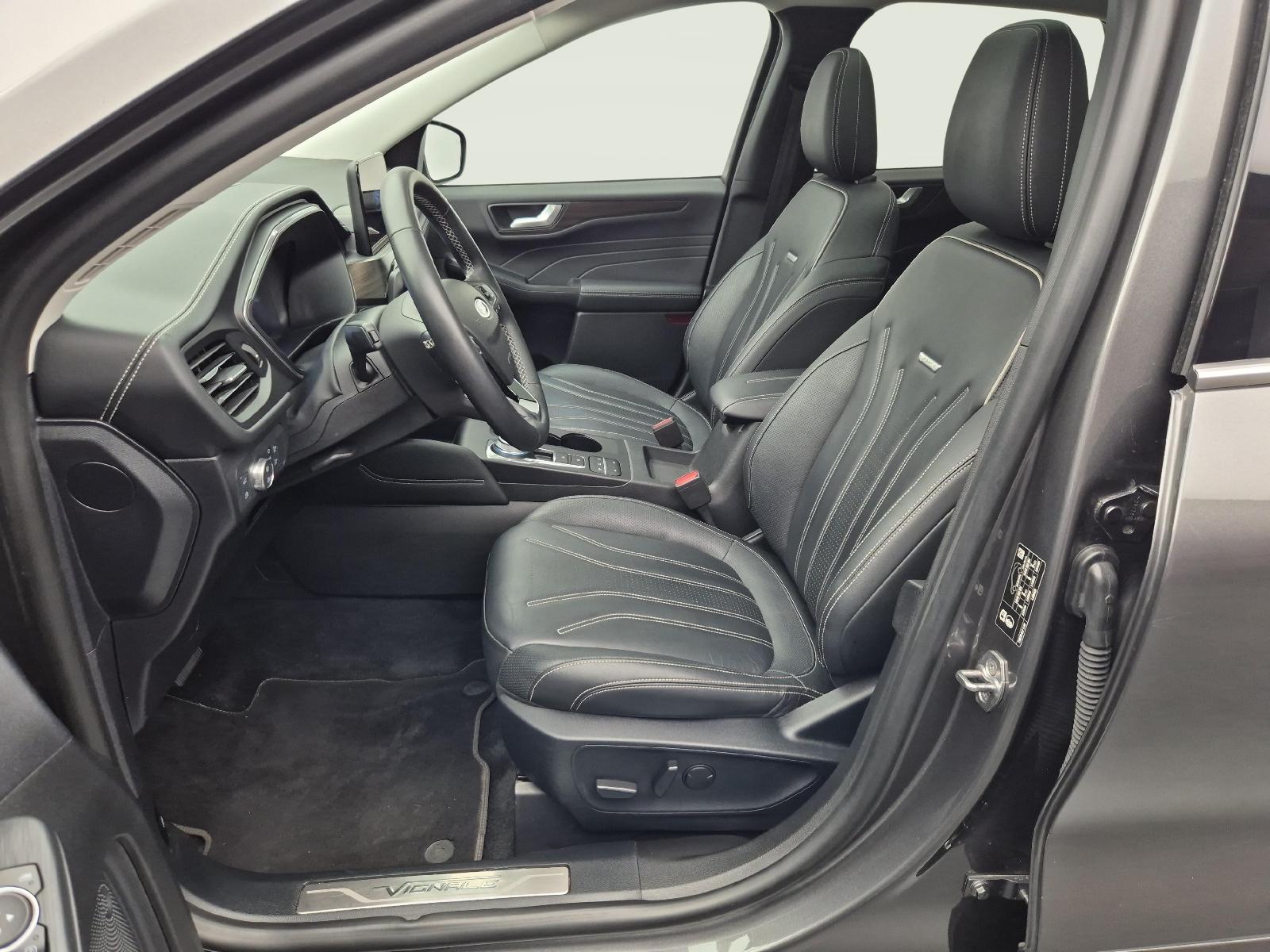 FORD Kuga 2.5 Plug-in Hybrid Vignale-image-3
