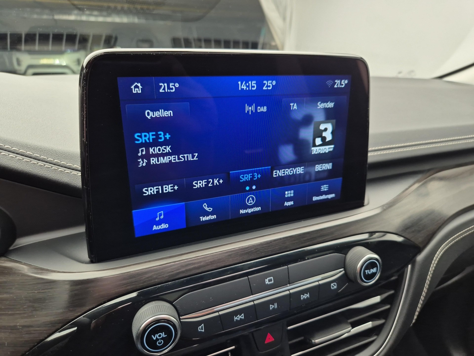 FORD Kuga 2.5 Plug-in Hybrid Vignale-image-15