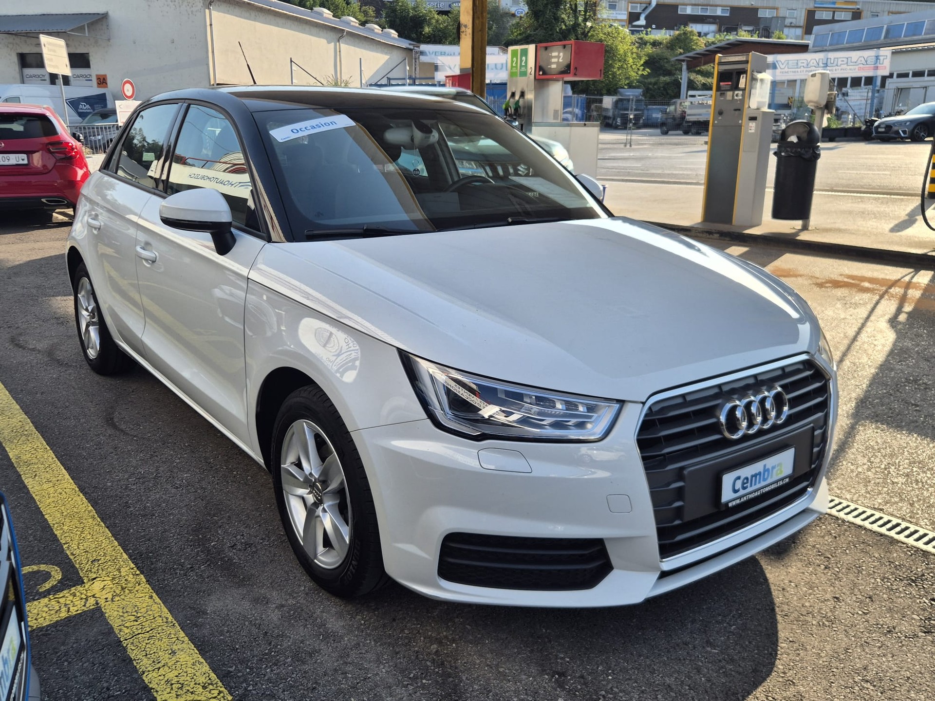 AUDI A1 Sportback 1.0 TFSI-image-3