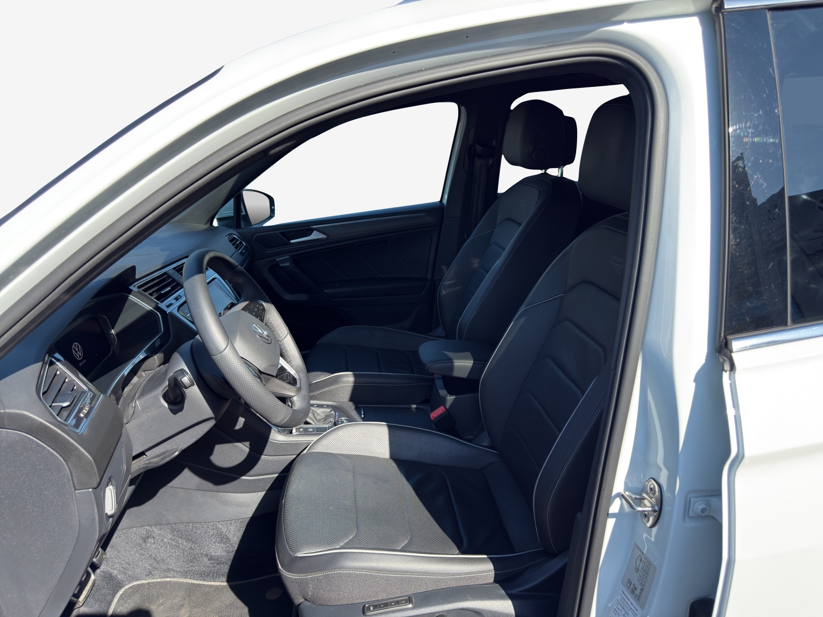 VW Tiguan Allspace 2.0 TDI SCR R-Line 4Motion DSG-image-7
