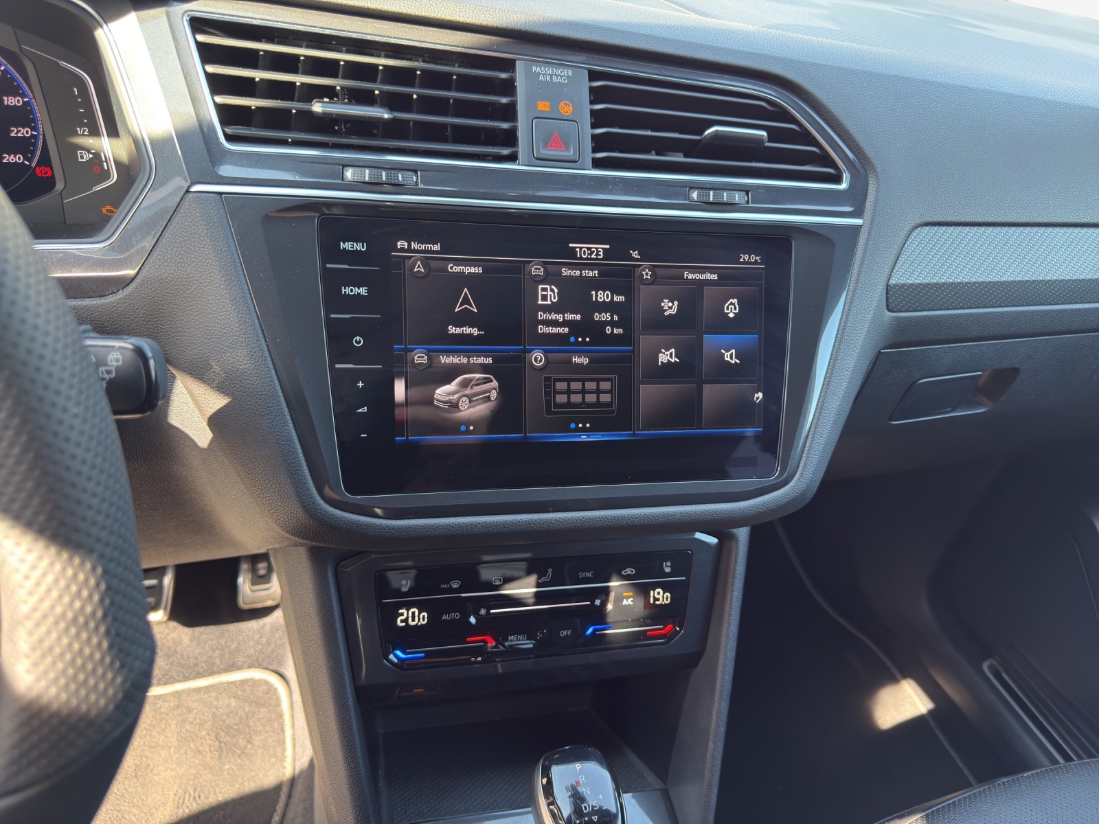 VW Tiguan Allspace 2.0 TDI SCR R-Line 4Motion DSG-image-10