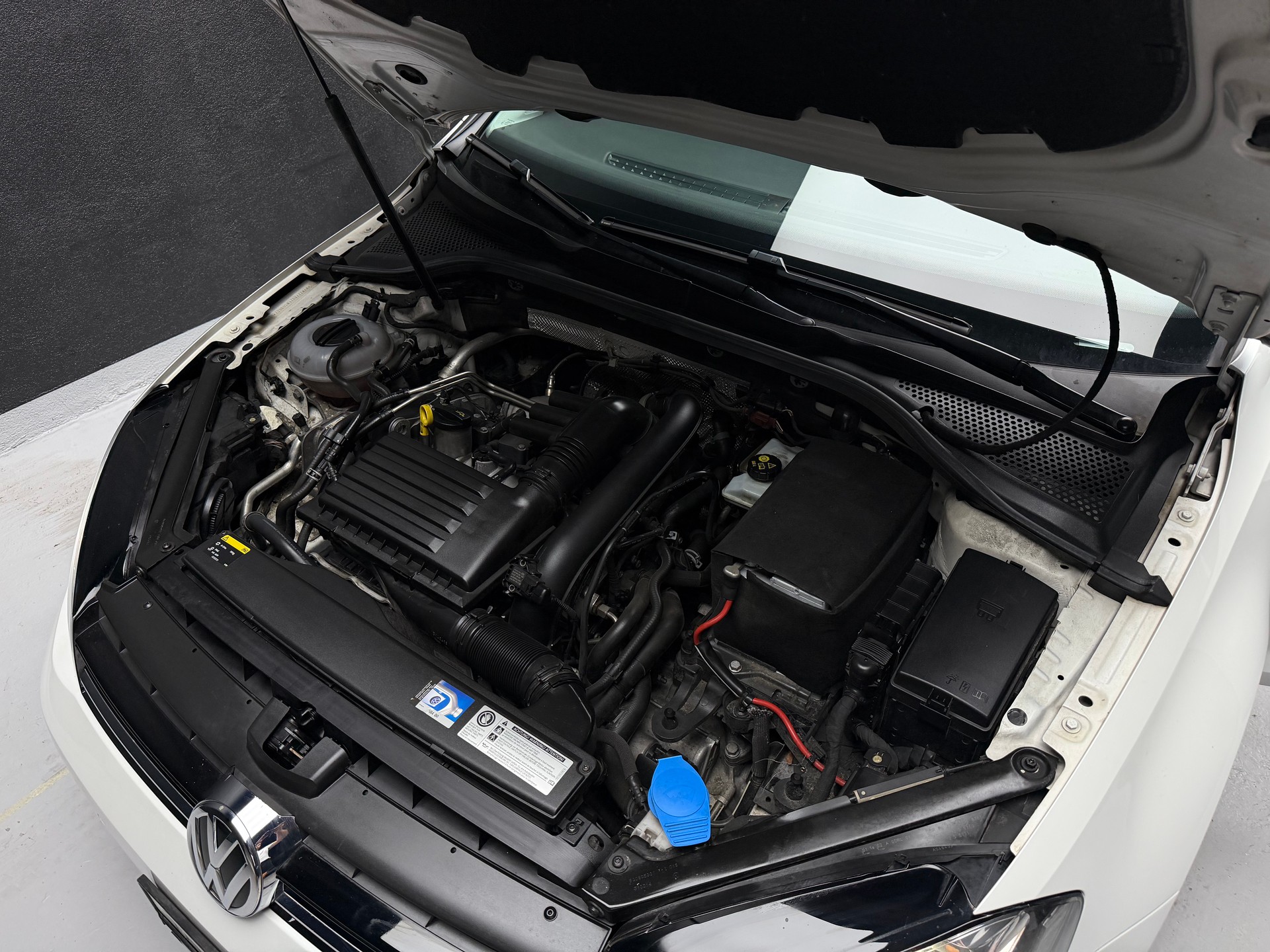 VW Golf 1.4 TSI Highline DSG-image-15