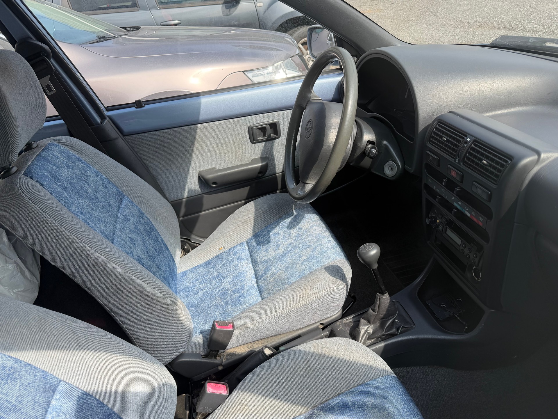 TOYOTA Starlet 1.3 XLi Jeans-image-5