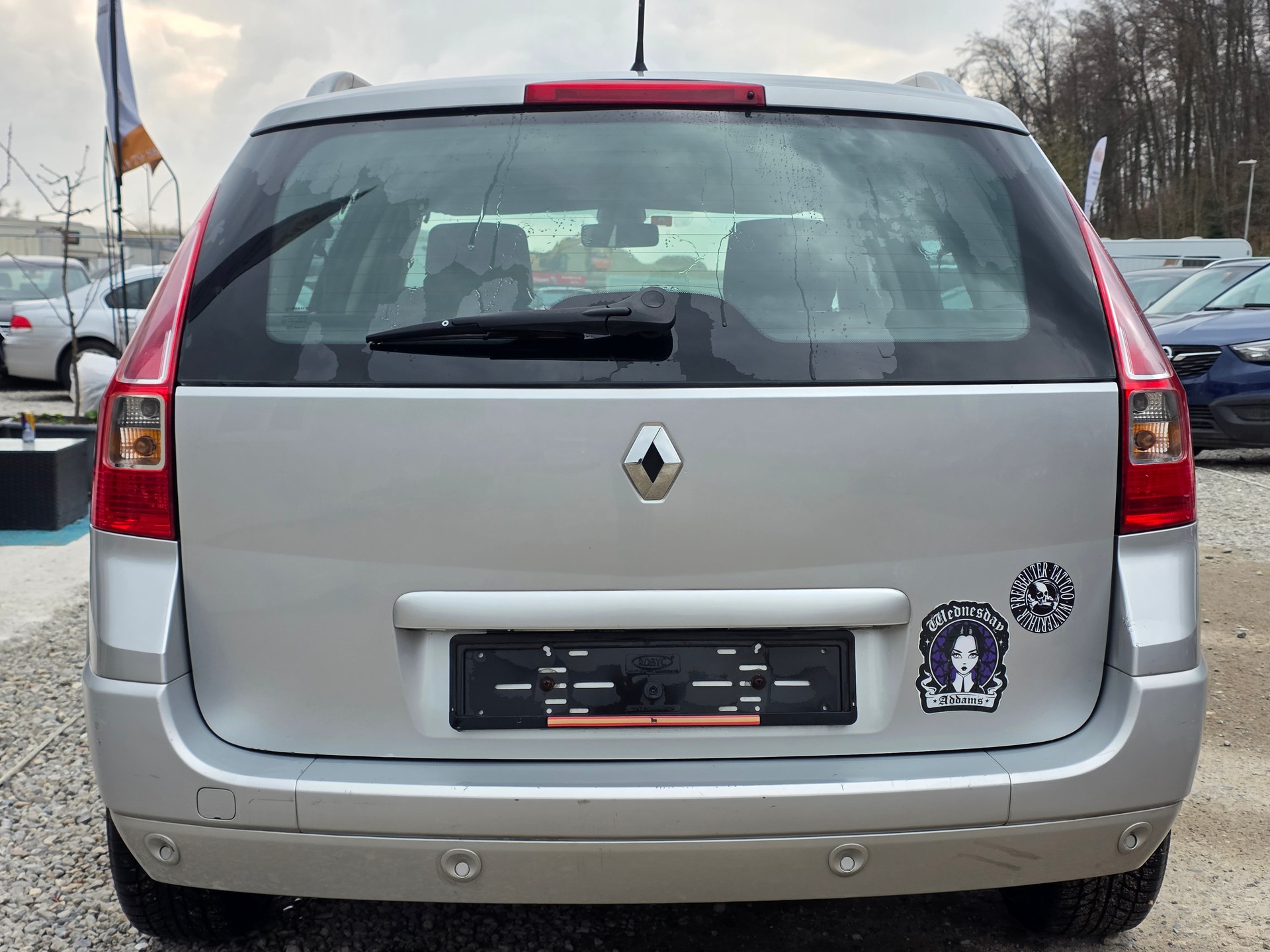 RENAULT Mégane Break 2.0 16V Emotion-image-4