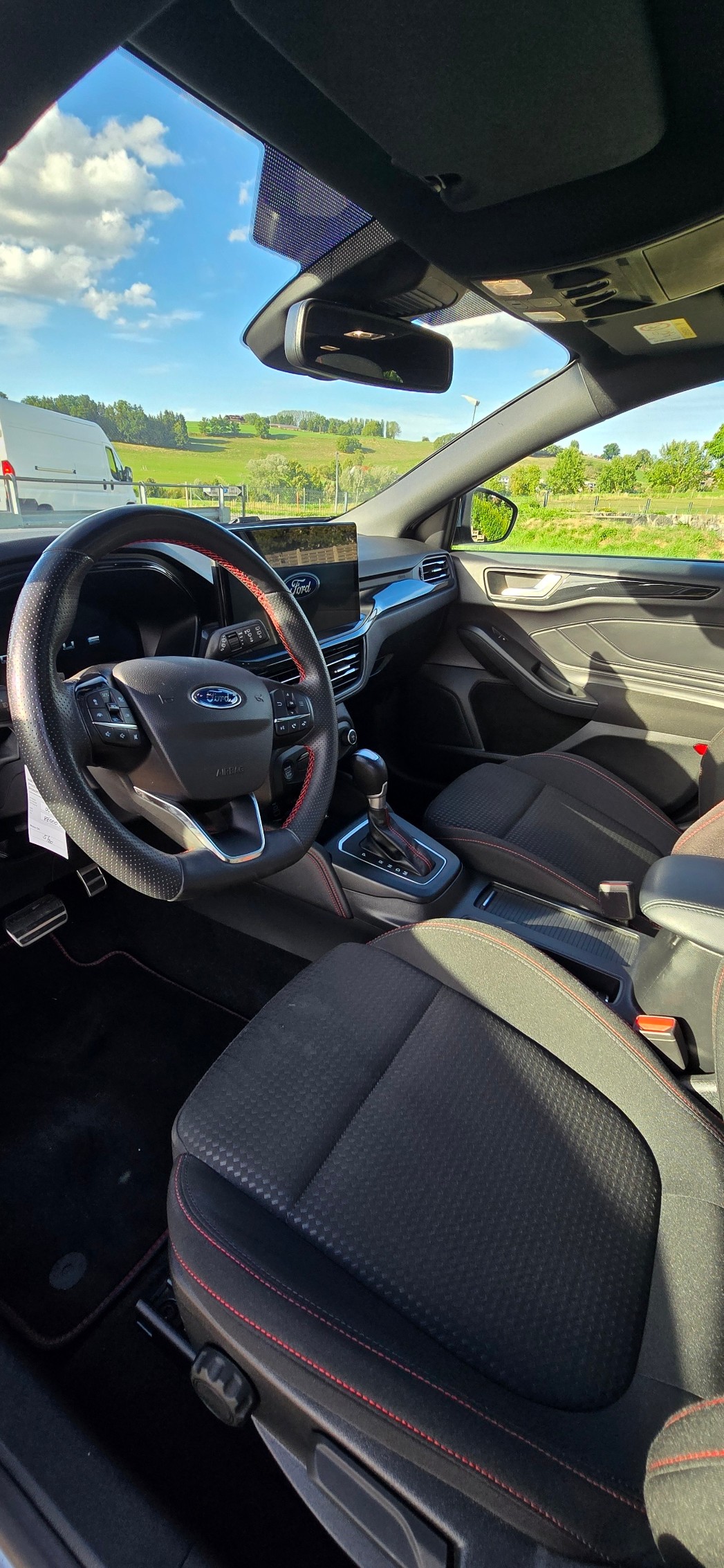 FORD 1.0i EcoB Hybrid 155 ST-Line X-image-4