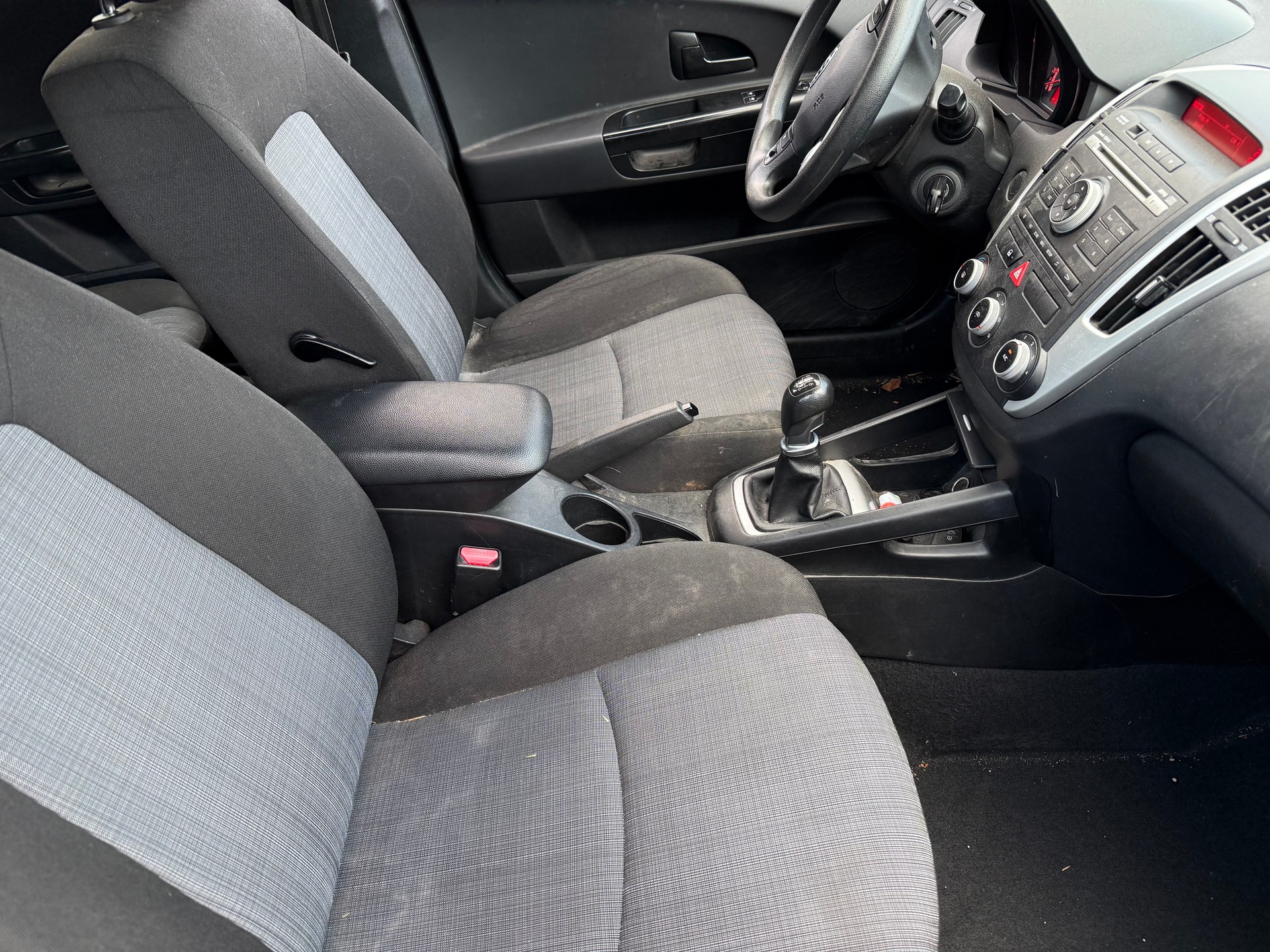 KIA Cee'd Sporty Wagon 1.6 16V _seven-image-4