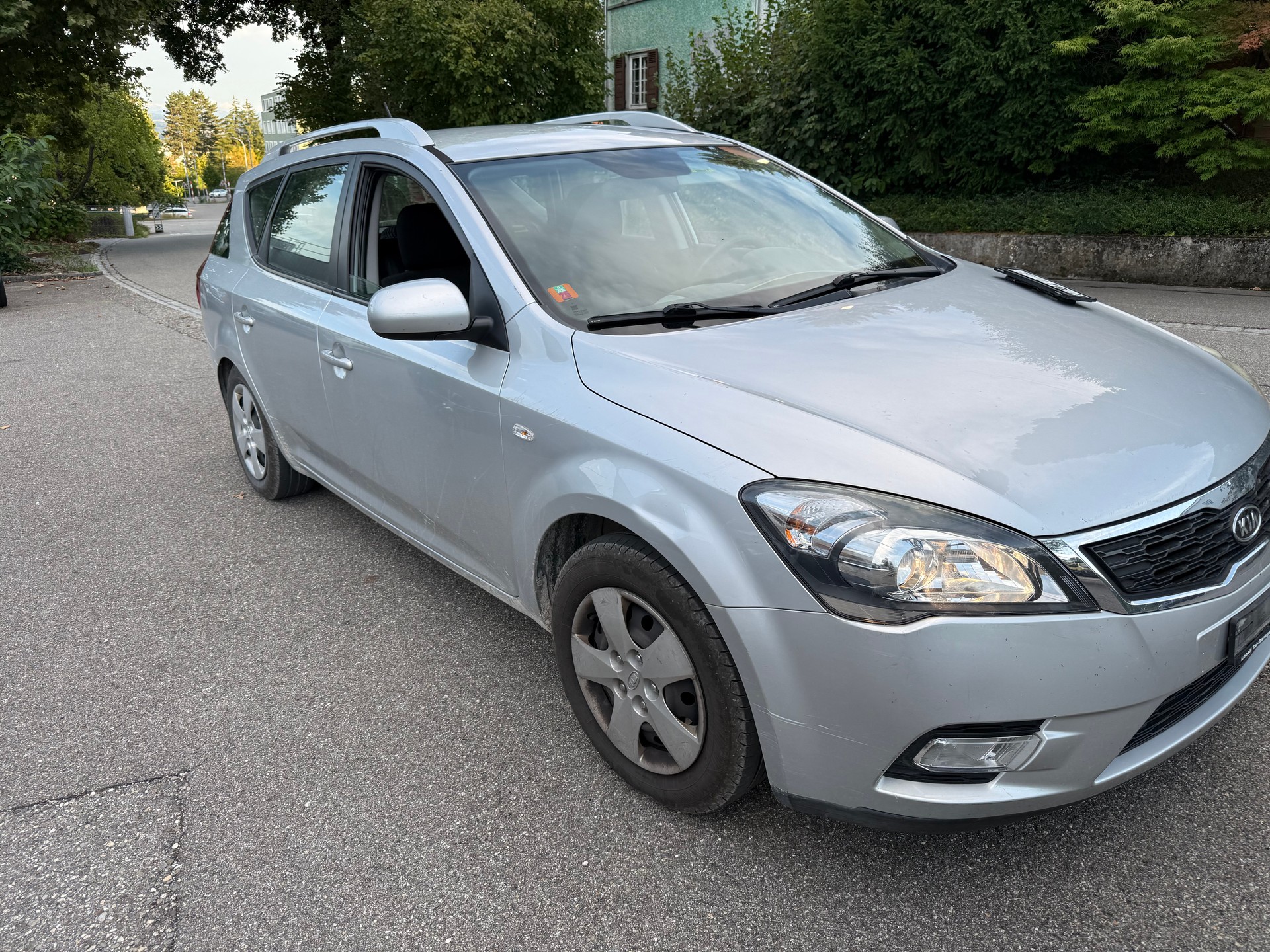 KIA Cee'd Sporty Wagon 1.6 16V _seven-image-3